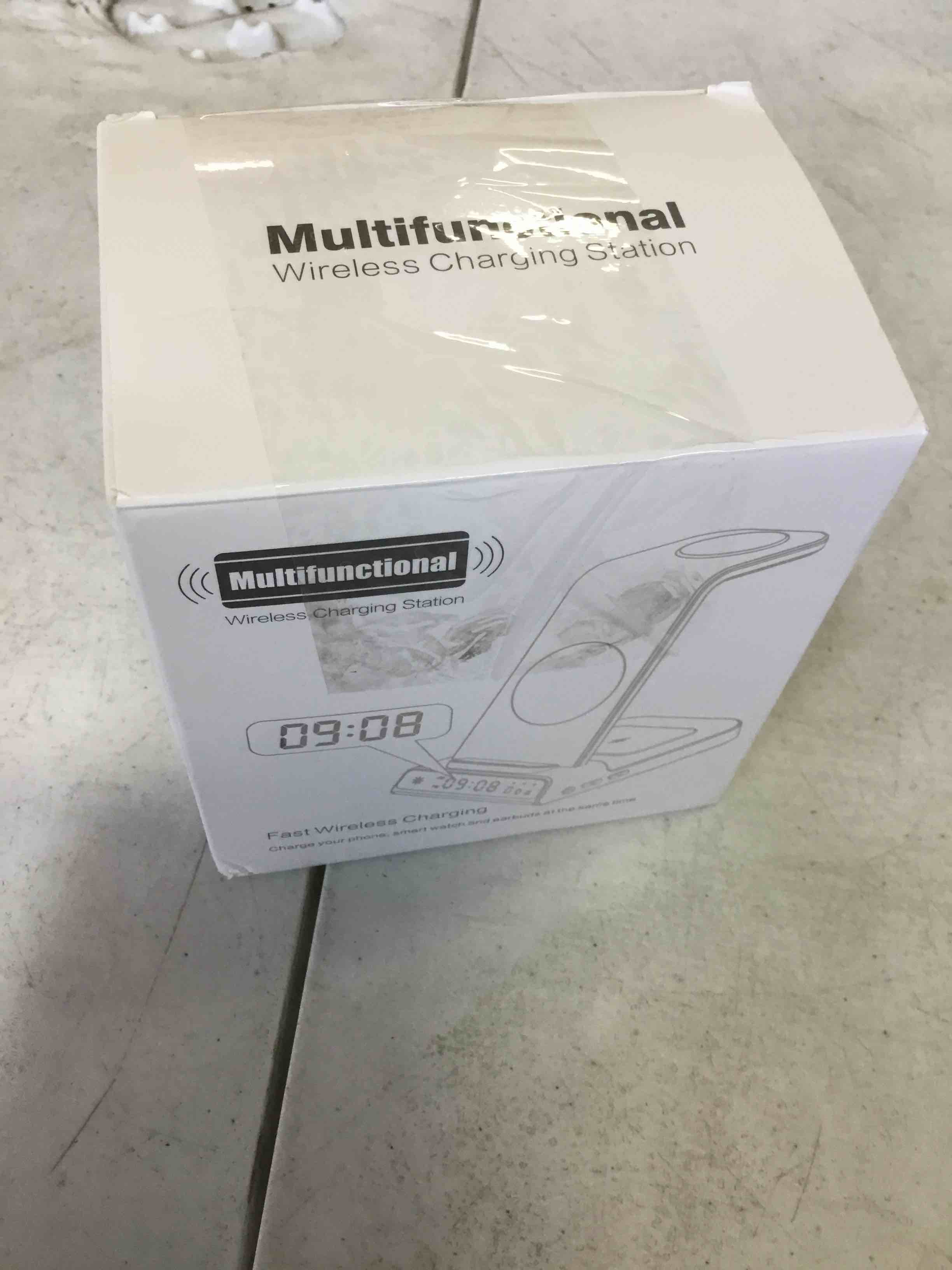 https://s3.amazonaws.com/lotting-images-prod/bidfta/BLU6562240_1715371199141.jpeg