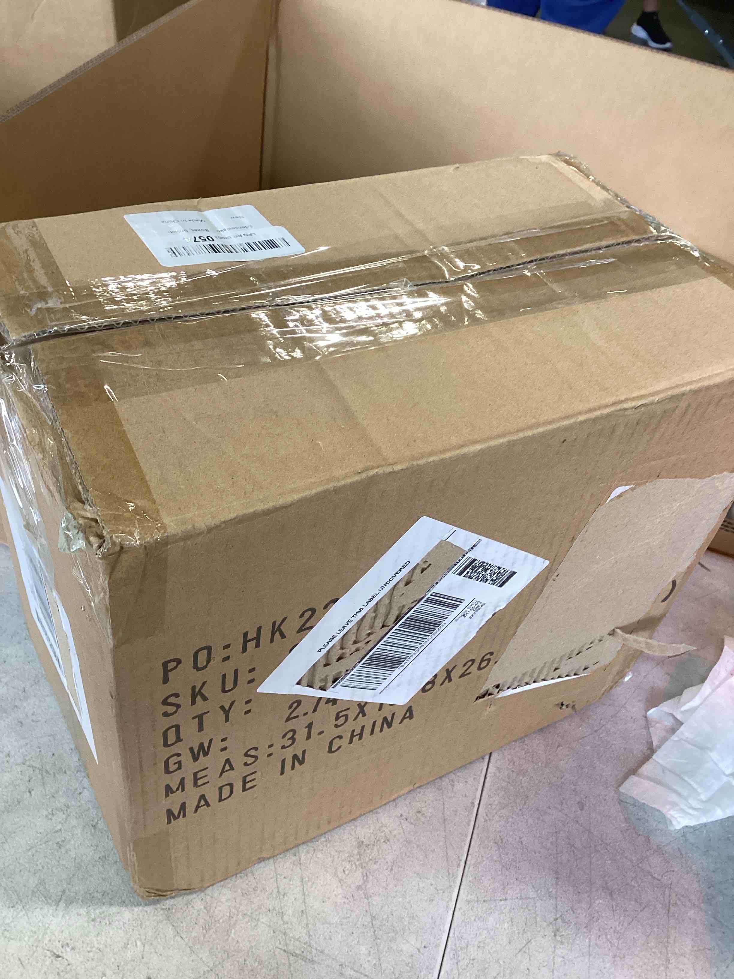https://s3.amazonaws.com/lotting-images-prod/bidfta/BLU6562463_1717600515163.jpeg