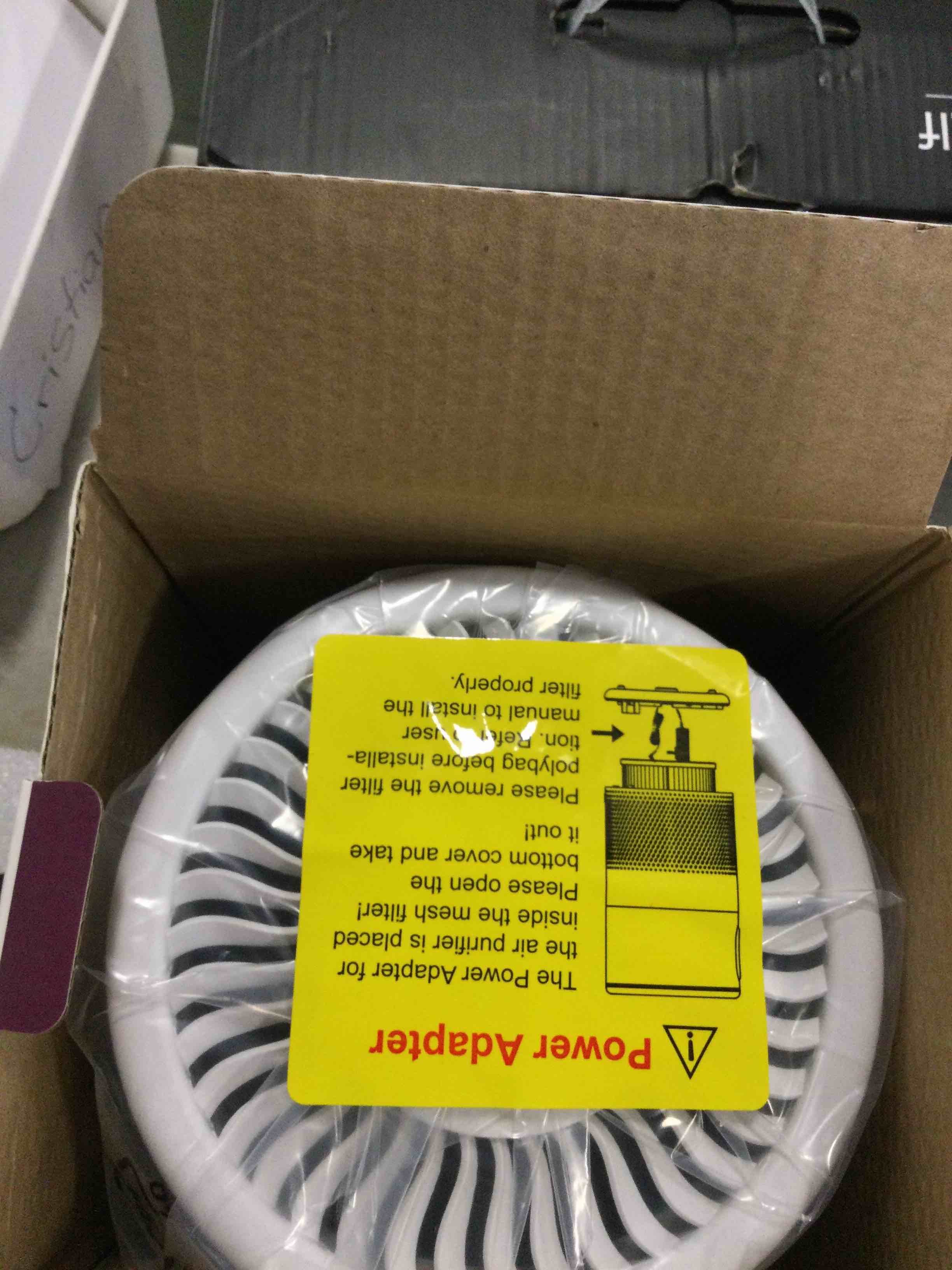 https://s3.amazonaws.com/lotting-images-prod/bidfta/BLU6563054_1715268512713.jpeg
