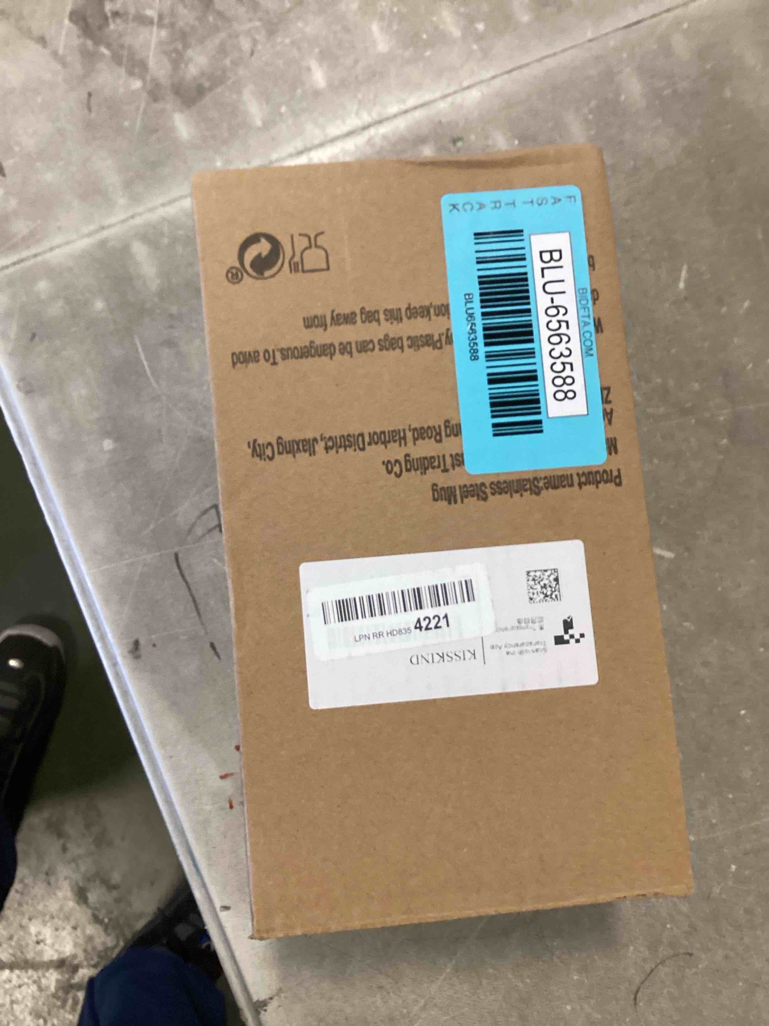 https://s3.amazonaws.com/lotting-images-prod/bidfta/BLU6563588_1717181877208.jpeg