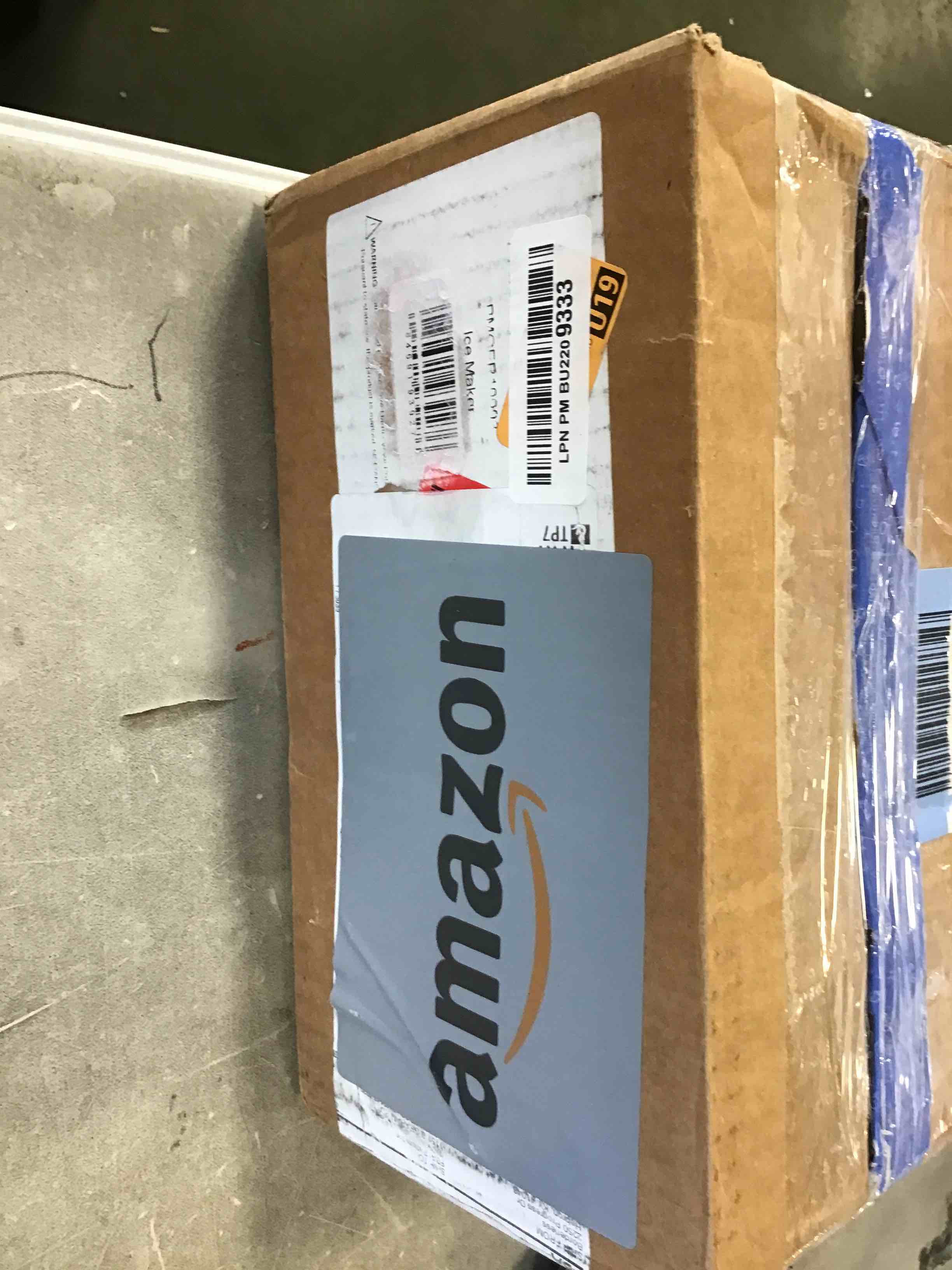 https://s3.amazonaws.com/lotting-images-prod/bidfta/BLU6563969_1717507510027.jpeg