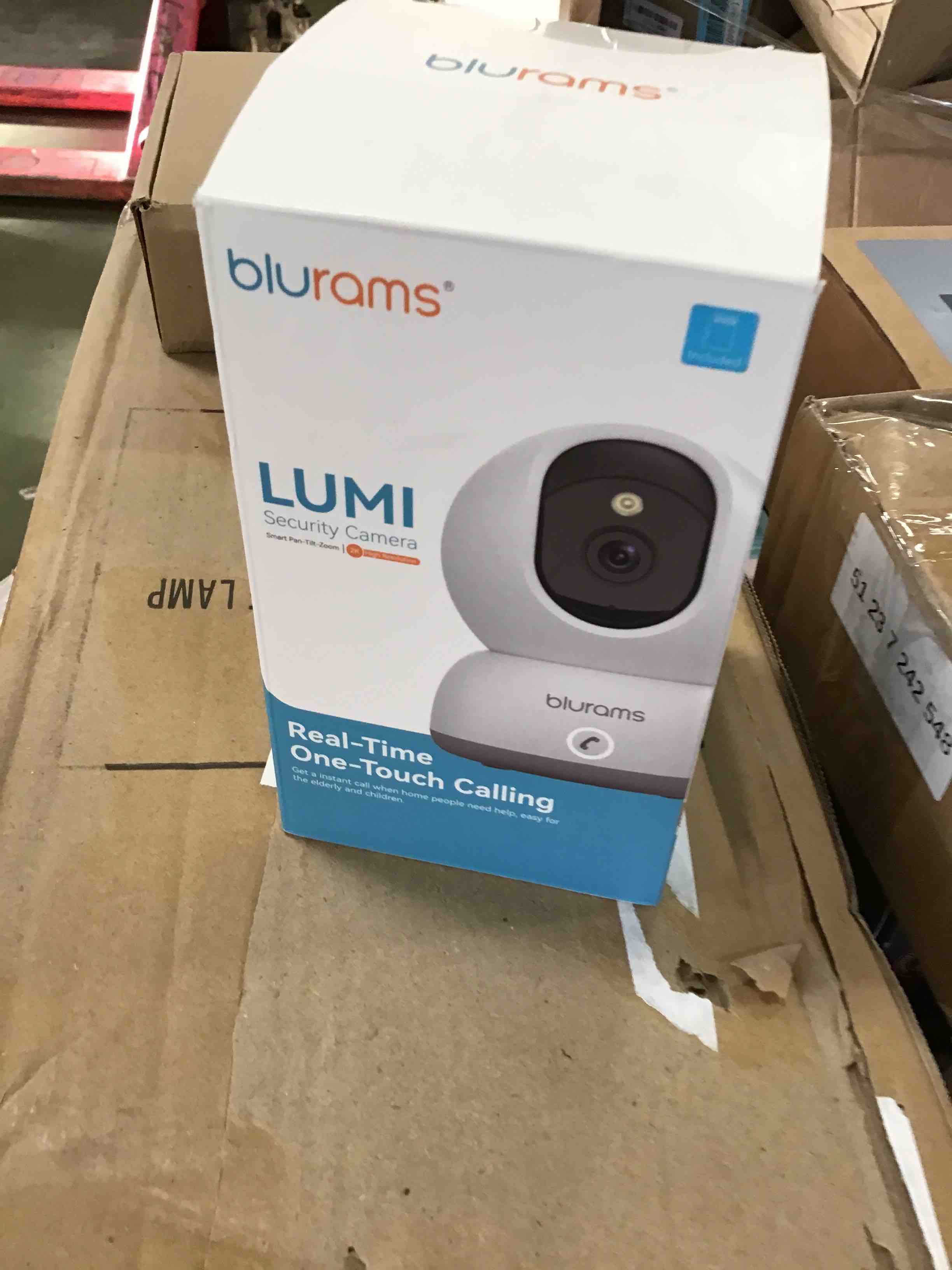 https://s3.amazonaws.com/lotting-images-prod/bidfta/BLU6564421_1717673717845.jpeg