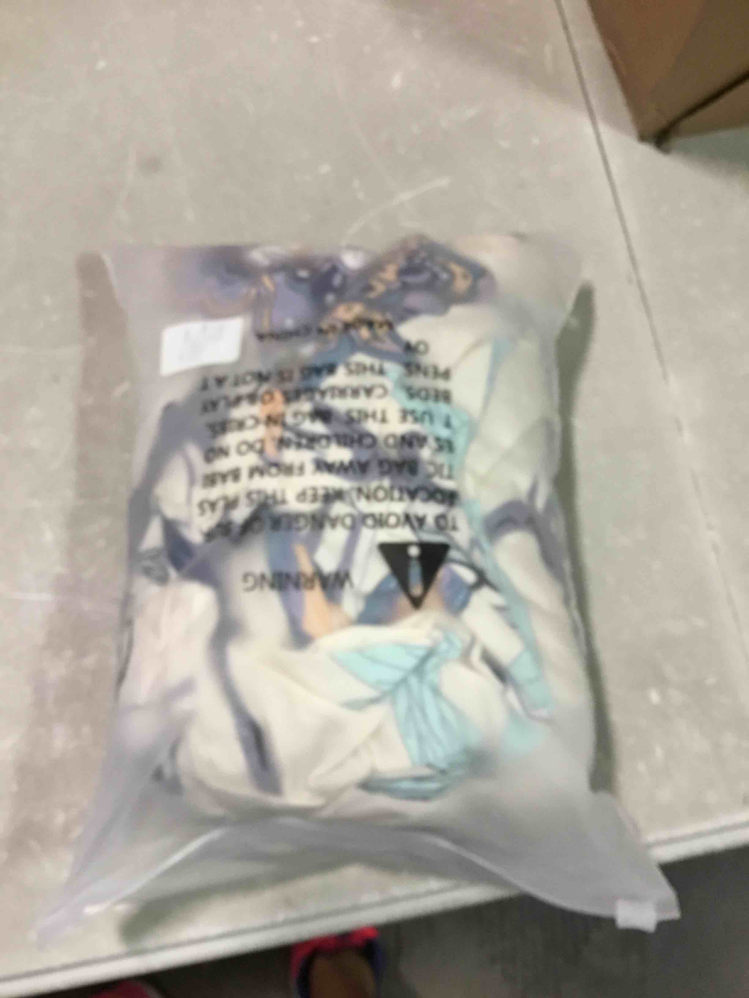 https://s3.amazonaws.com/lotting-images-prod/bidfta/BLU6568197_1717253741084.jpeg