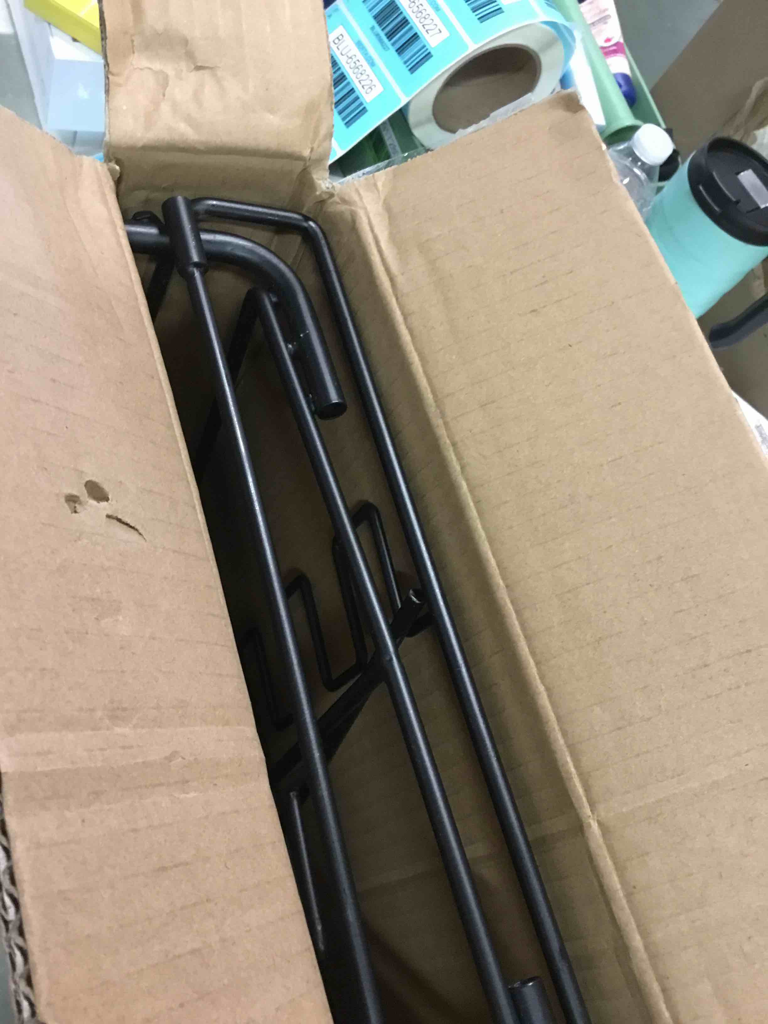 https://s3.amazonaws.com/lotting-images-prod/bidfta/BLU6568215_1717255328988.jpeg