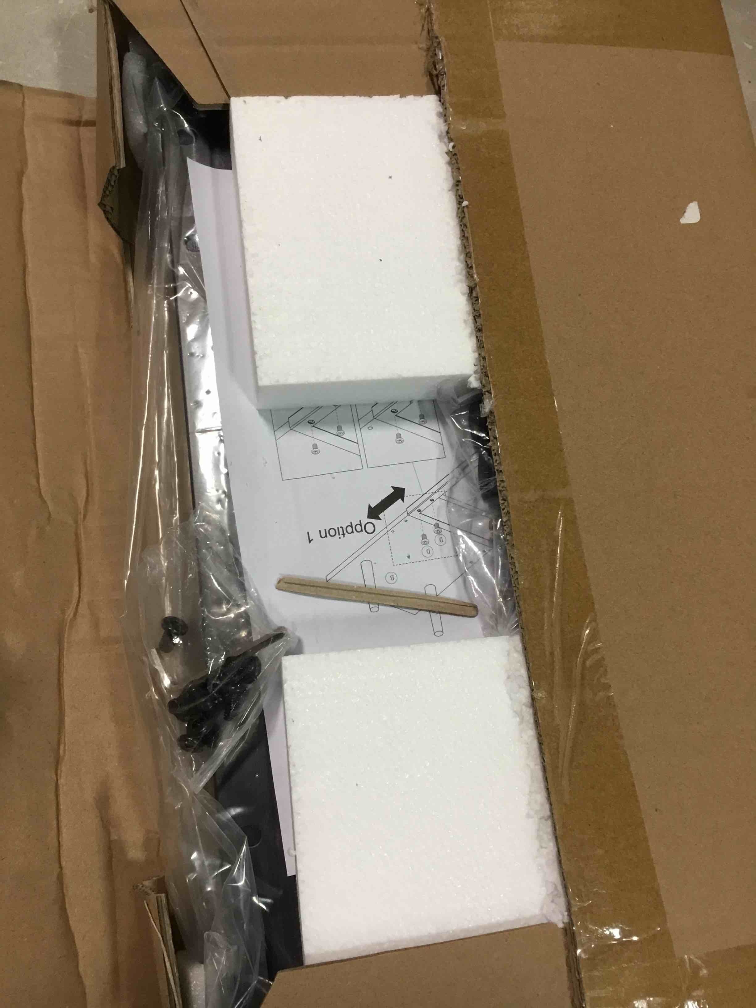 https://s3.amazonaws.com/lotting-images-prod/bidfta/BLU6568291_1717263012065.jpeg