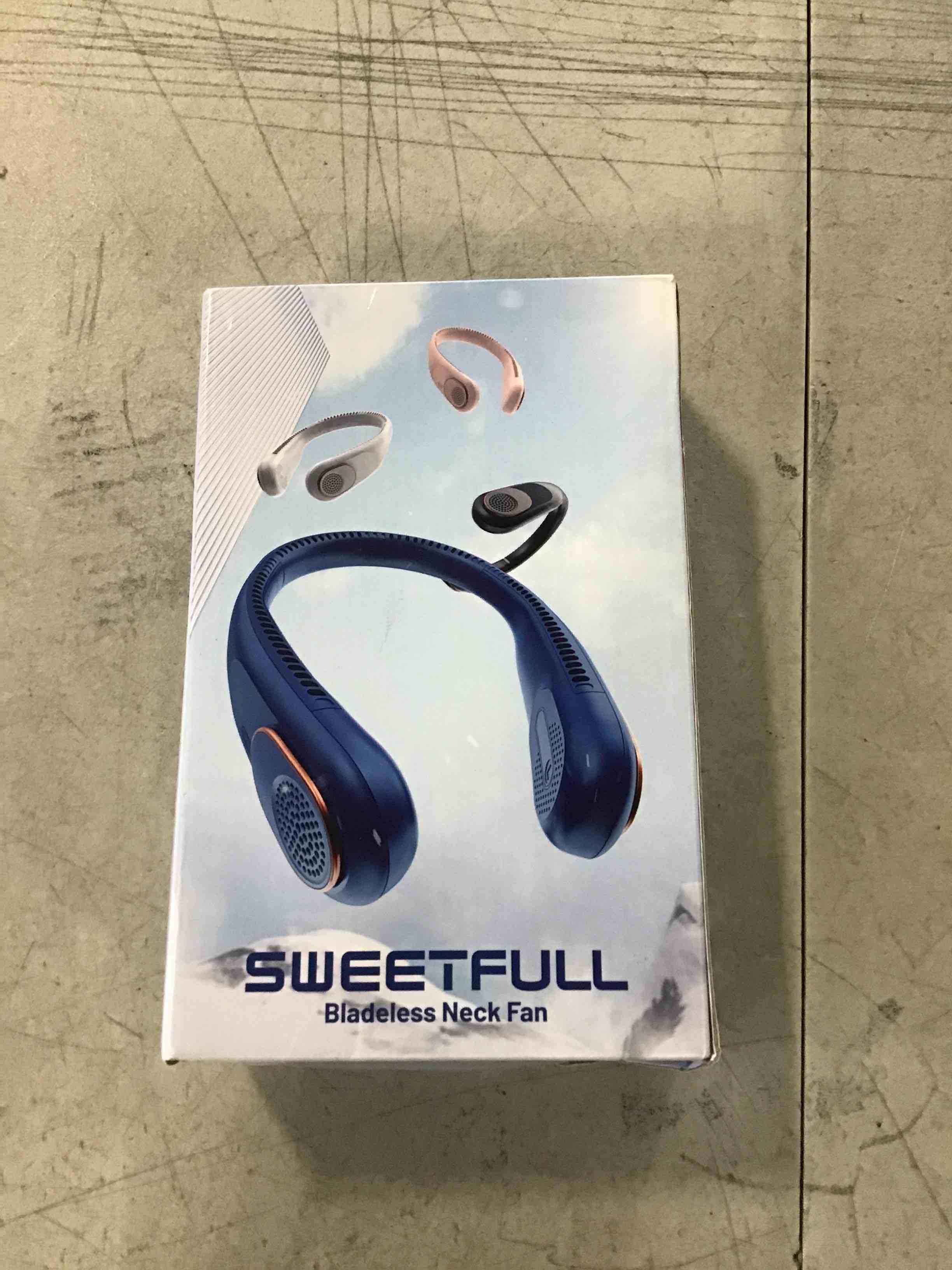 https://s3.amazonaws.com/lotting-images-prod/bidfta/BLU6570704_1722261304888.jpeg