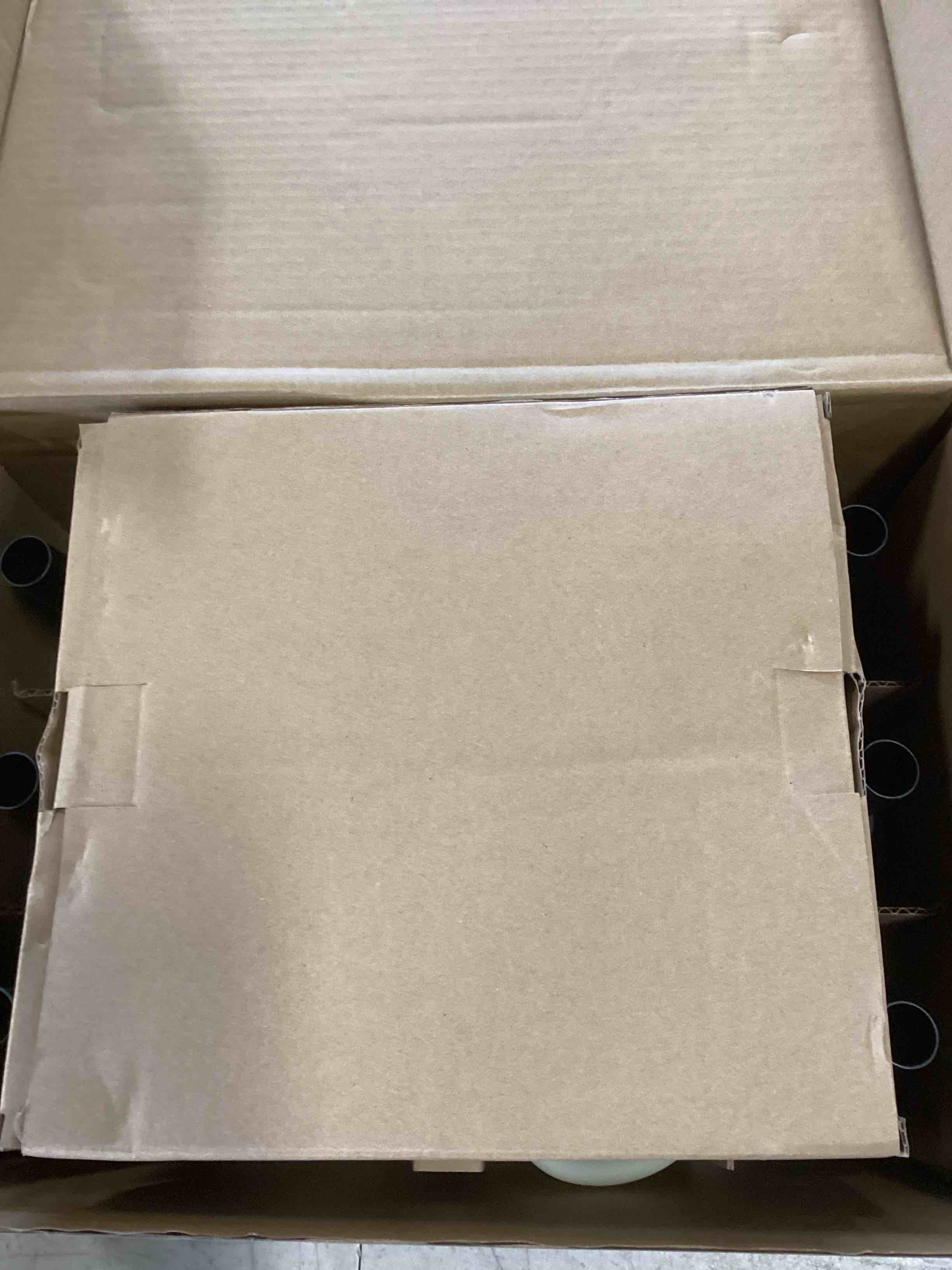 https://s3.amazonaws.com/lotting-images-prod/bidfta/BLU6570972_1722455922145.jpeg