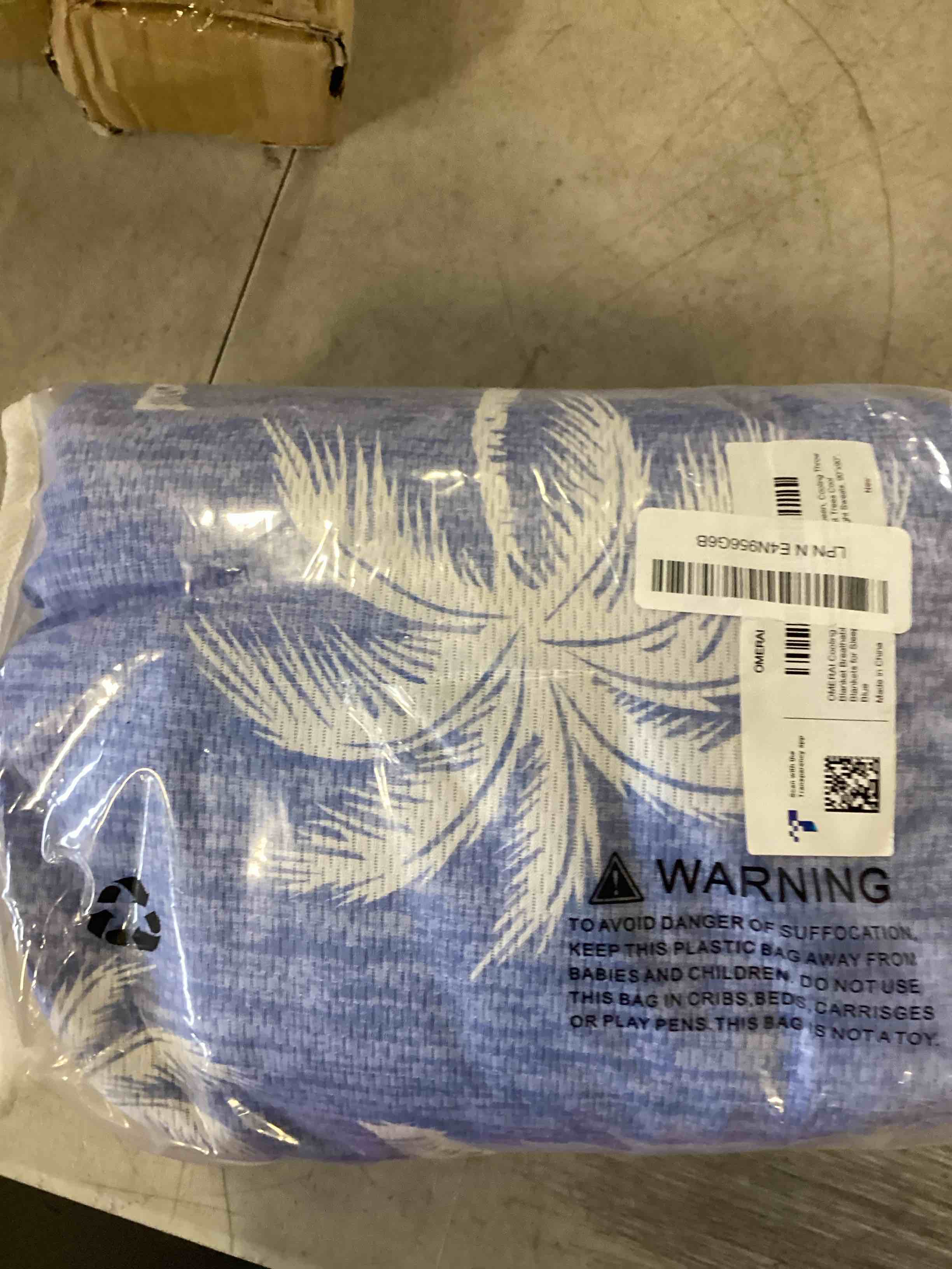 https://s3.amazonaws.com/lotting-images-prod/bidfta/BLU6571107_1722533957704.jpeg