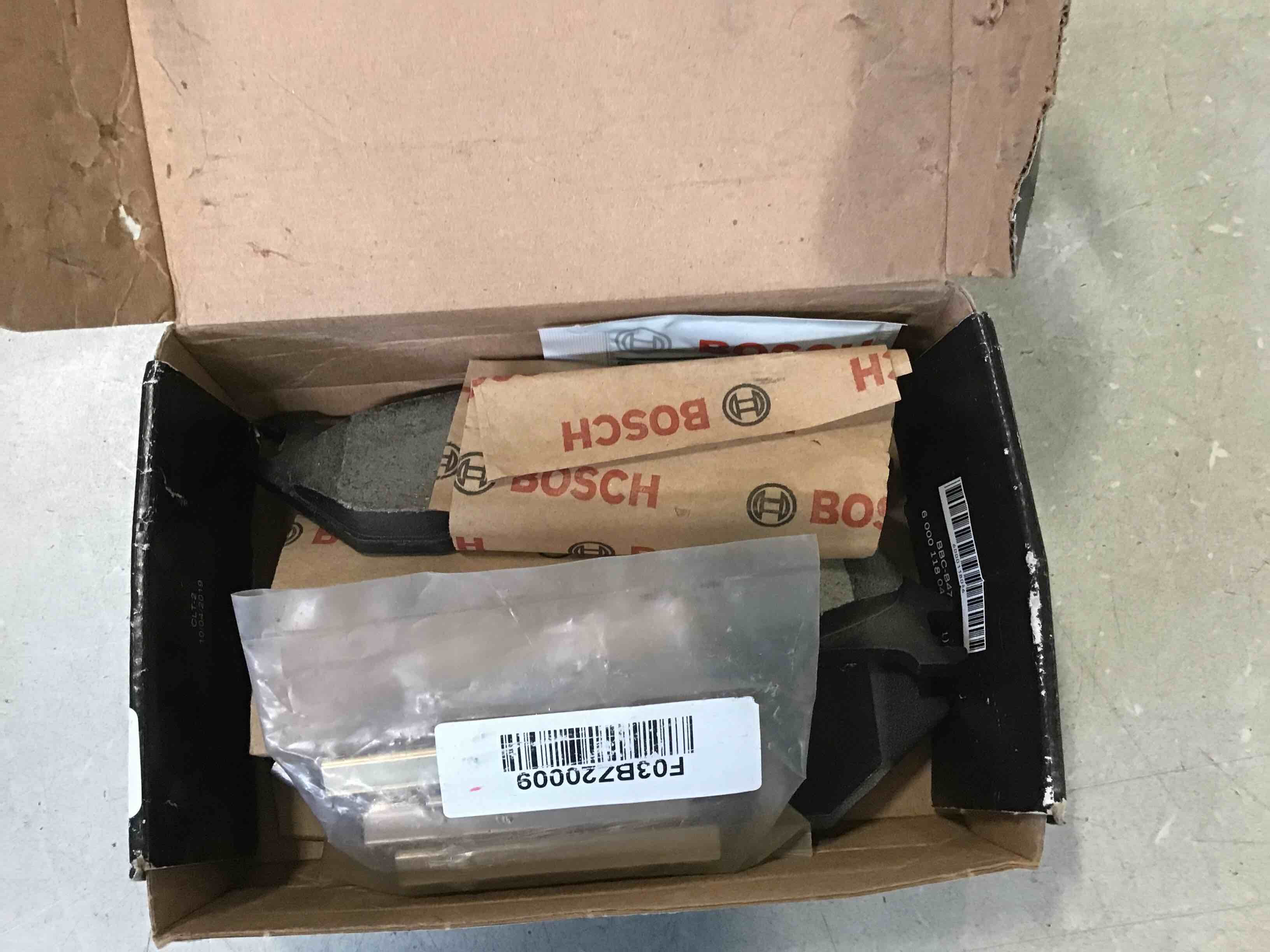 https://s3.amazonaws.com/lotting-images-prod/bidfta/BLU6571370_1723664210118.jpeg