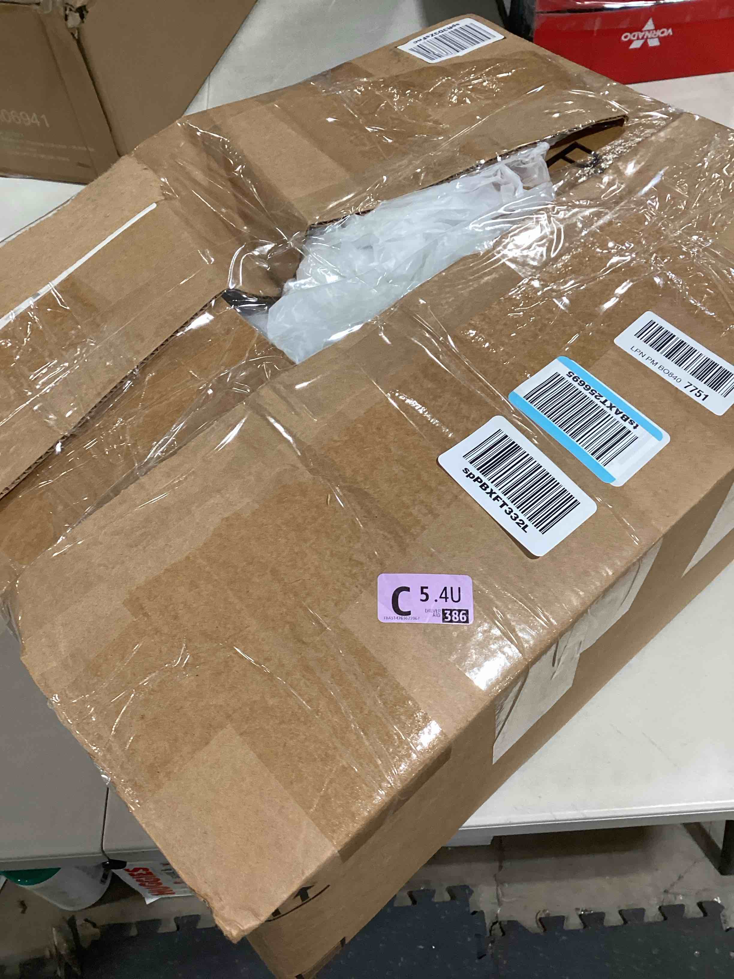 https://s3.amazonaws.com/lotting-images-prod/bidfta/BLU6575476_1723549173313.jpeg