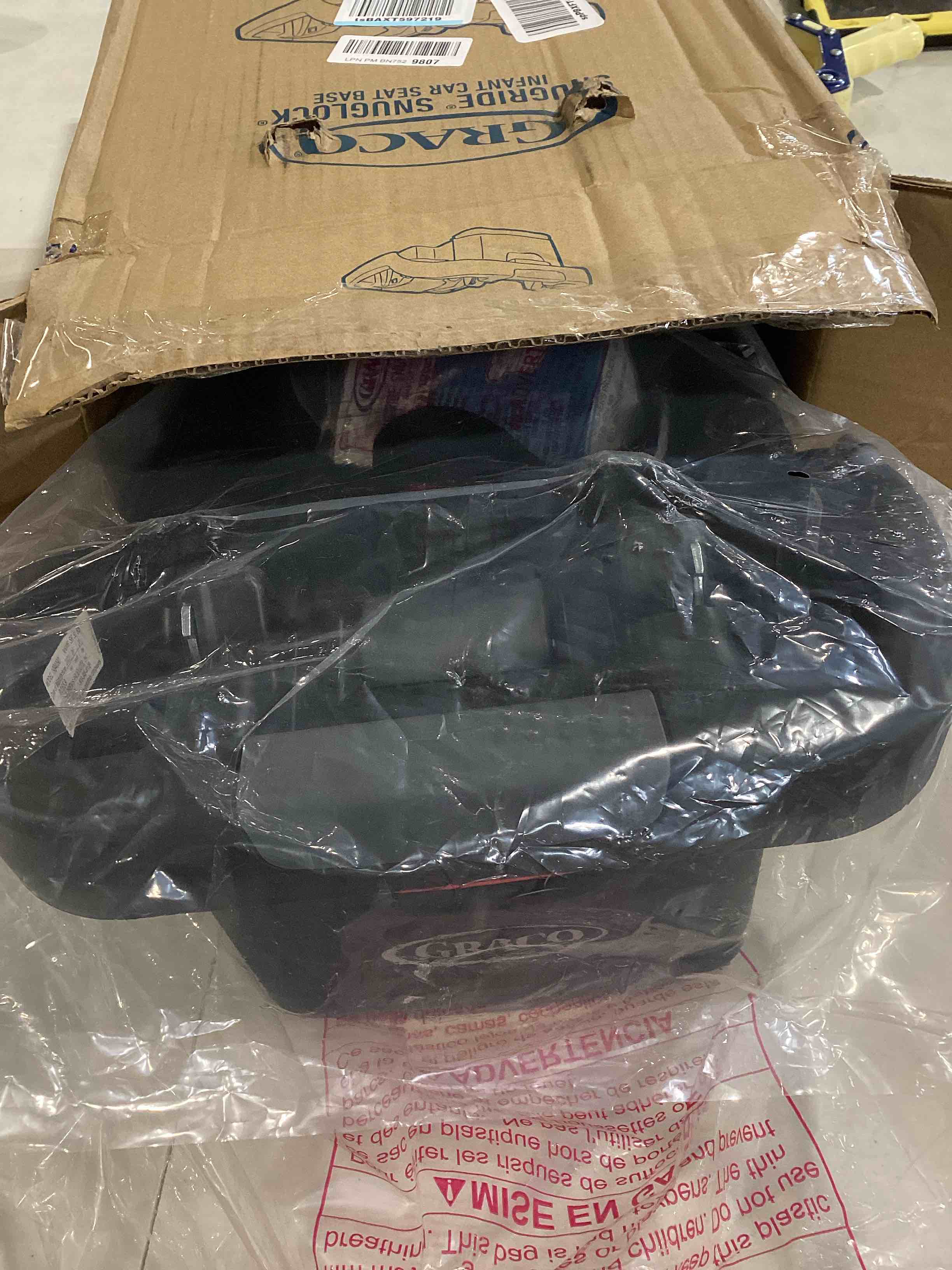 https://s3.amazonaws.com/lotting-images-prod/bidfta/BLU6575579_1723572442226.jpeg