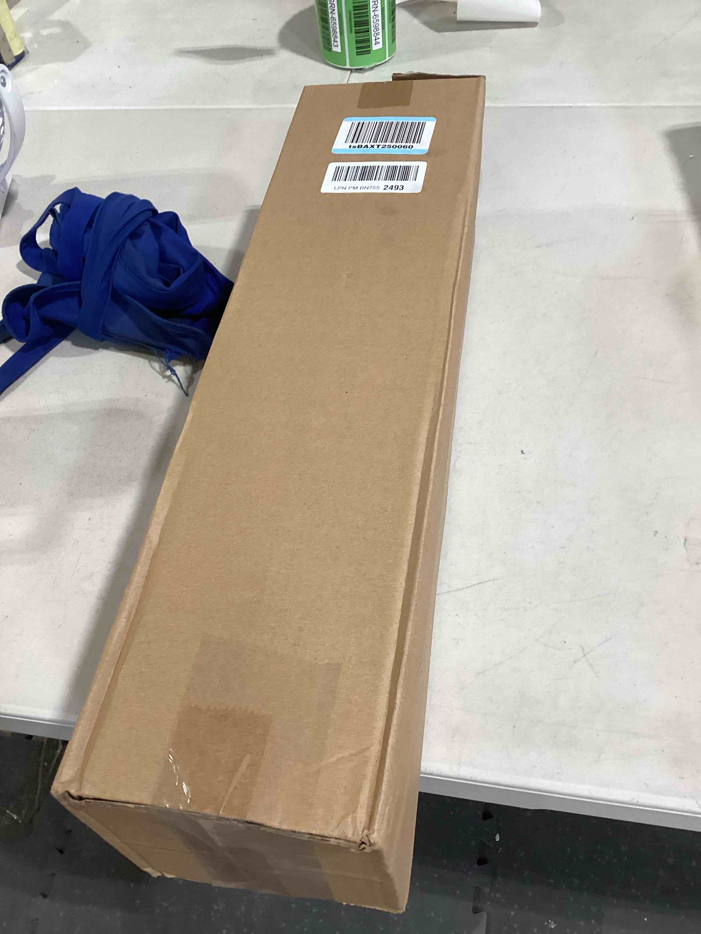 https://s3.amazonaws.com/lotting-images-prod/bidfta/BLU6575589_1723580605427.jpeg