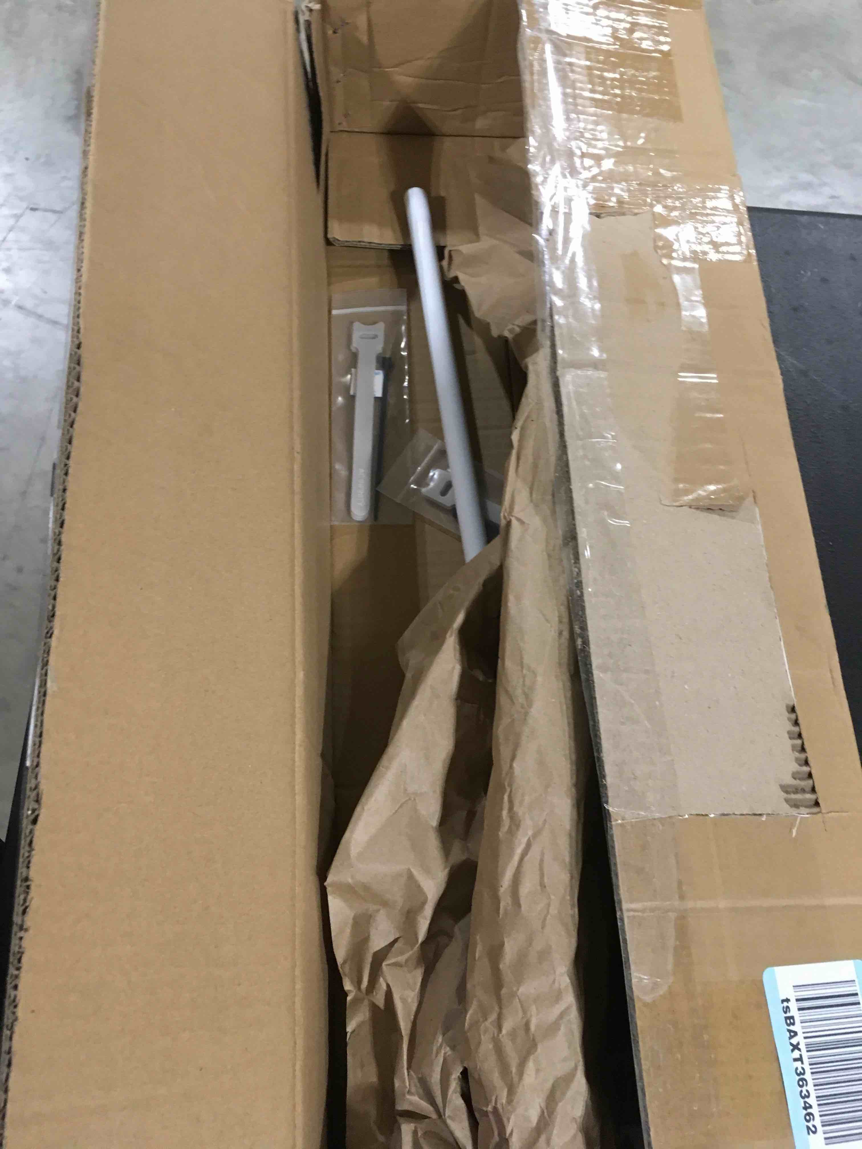https://s3.amazonaws.com/lotting-images-prod/bidfta/BLU6575778_1723810954929.jpeg