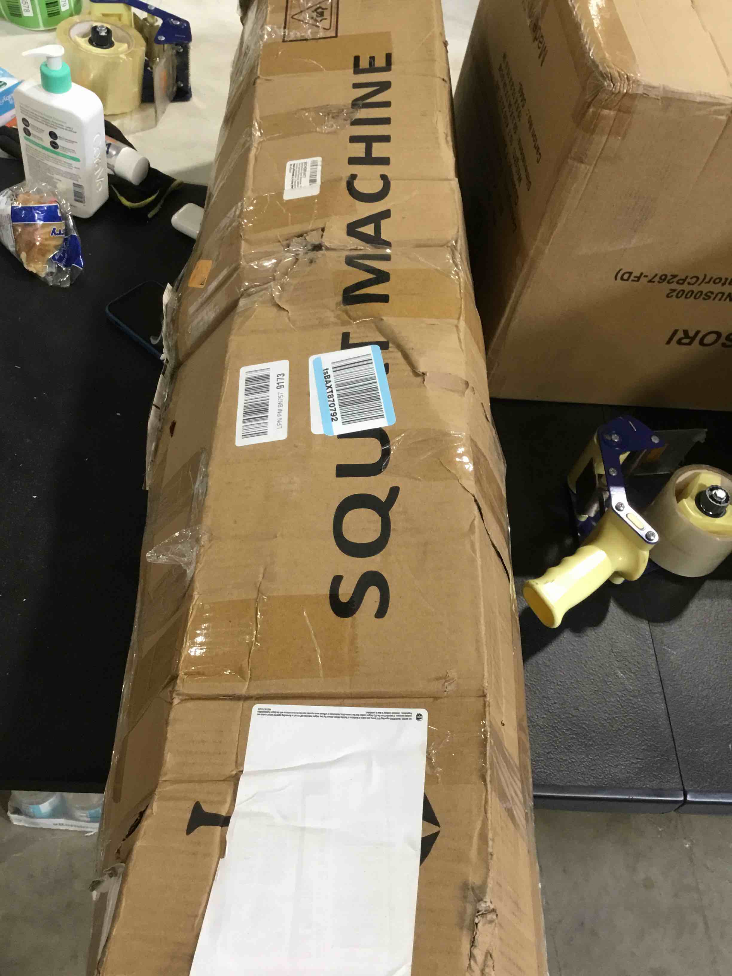 https://s3.amazonaws.com/lotting-images-prod/bidfta/BLU6576322_1724437497322.jpeg