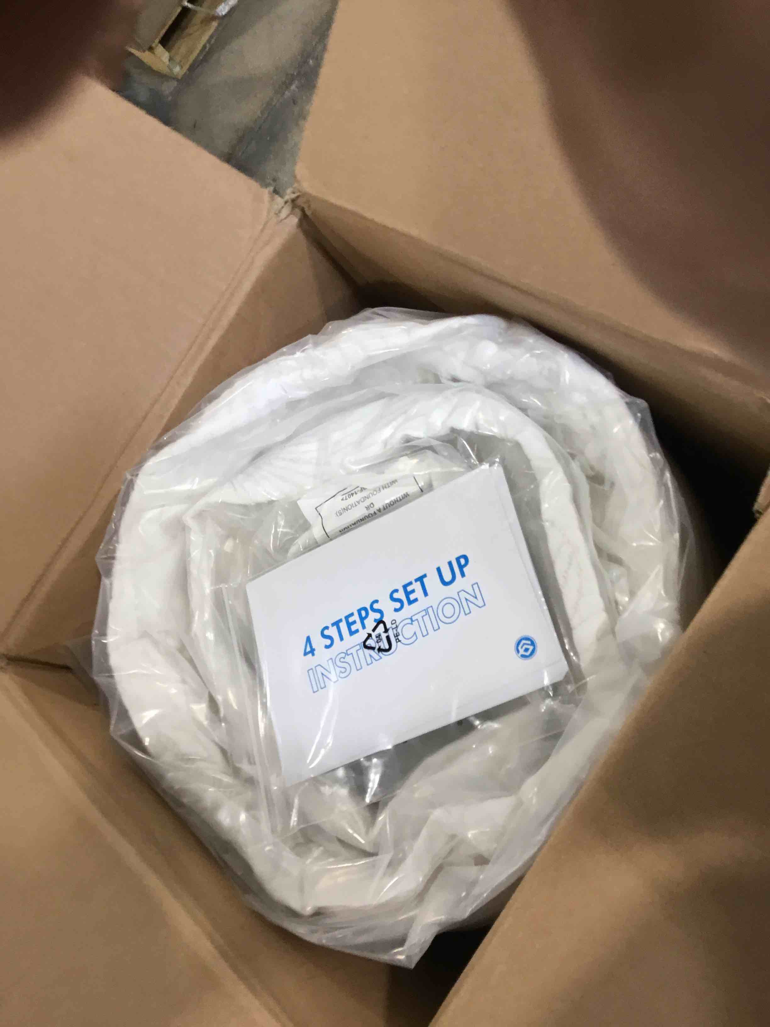https://s3.amazonaws.com/lotting-images-prod/bidfta/BLU6580975_1718821402290.jpeg