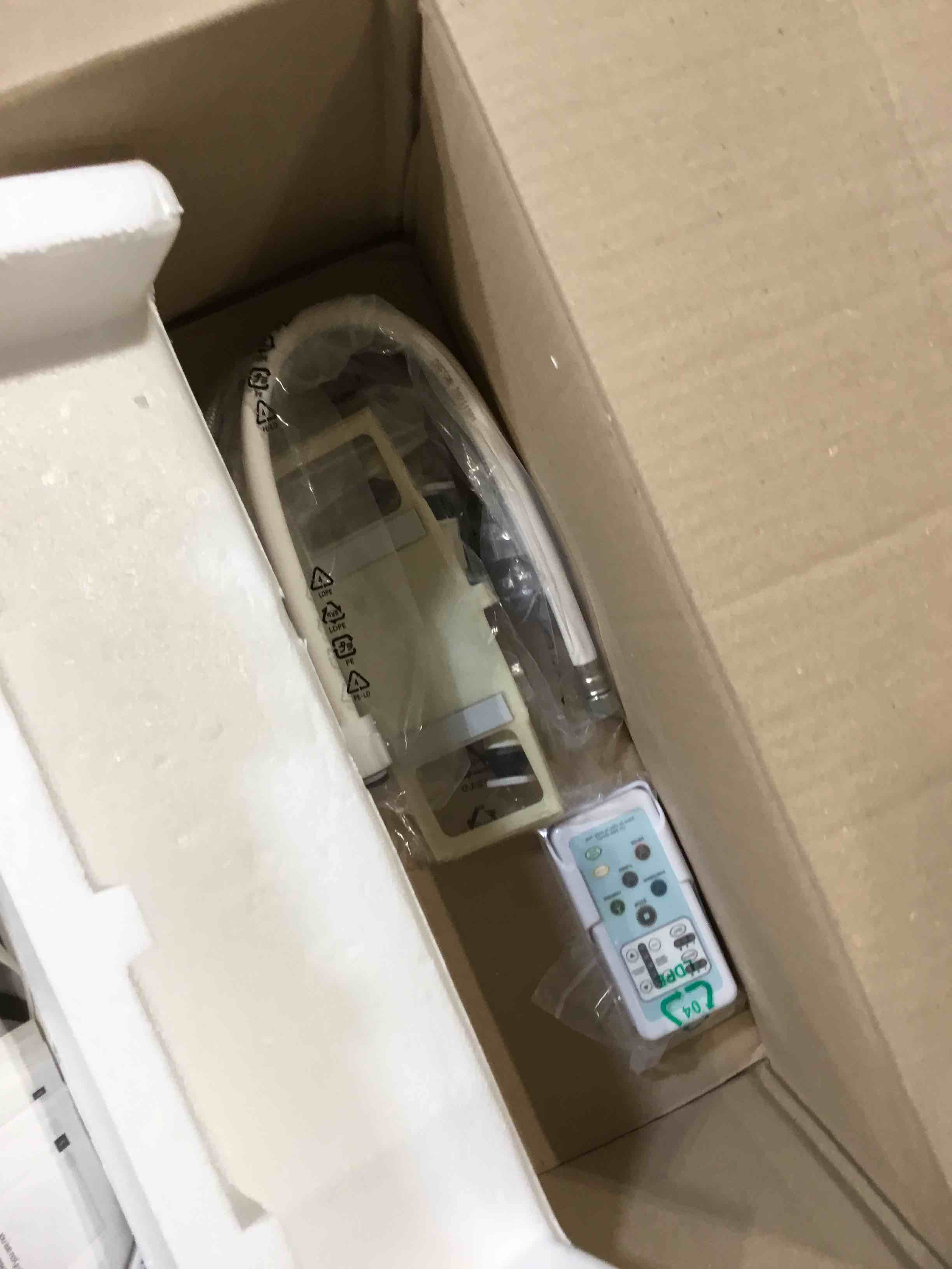 https://s3.amazonaws.com/lotting-images-prod/bidfta/BLU6581175_1719240080540.jpeg