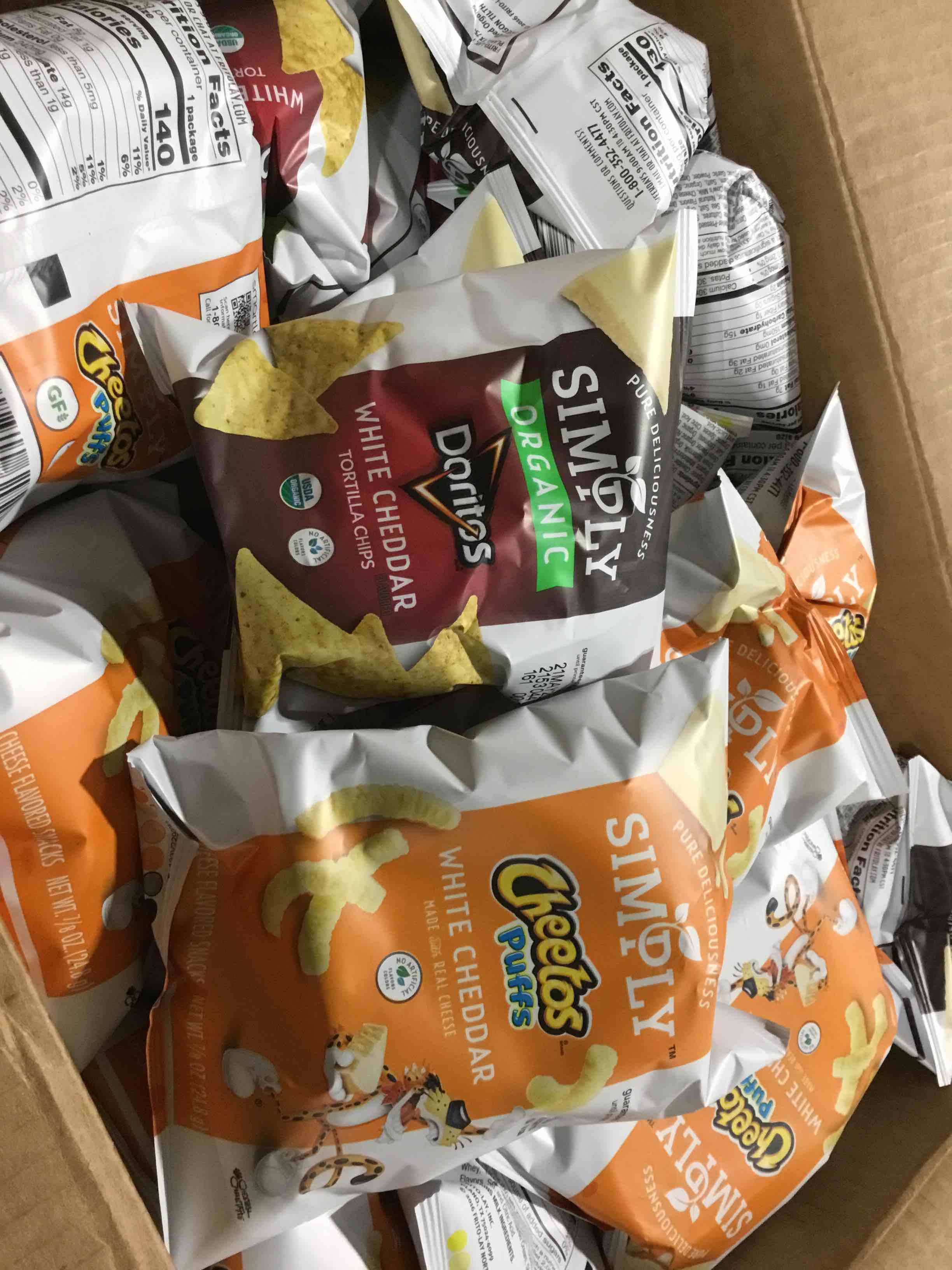 https://s3.amazonaws.com/lotting-images-prod/bidfta/BLU6581428_1719413602876.jpeg