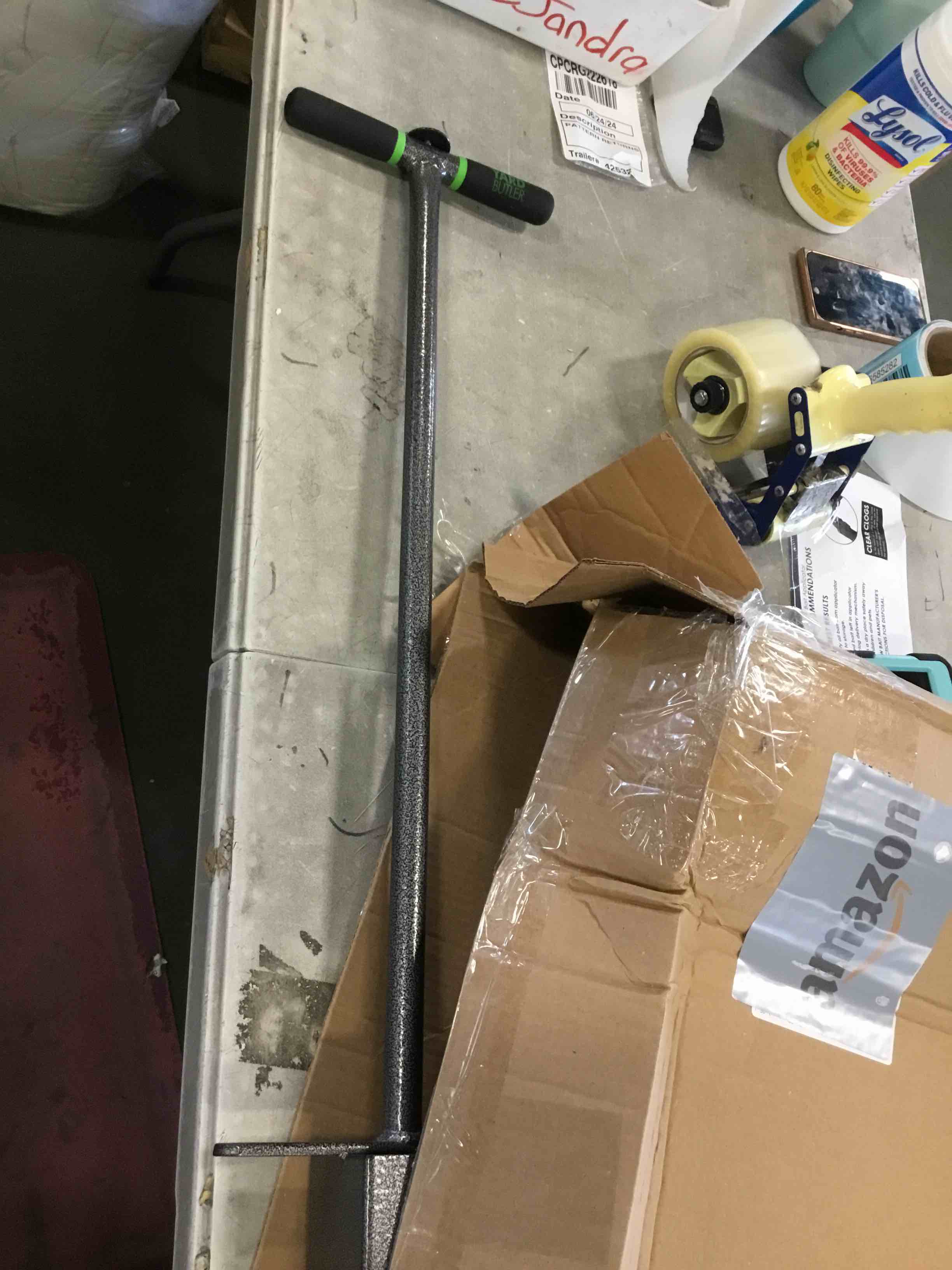 https://s3.amazonaws.com/lotting-images-prod/bidfta/BLU6585282_1719323191705.jpeg