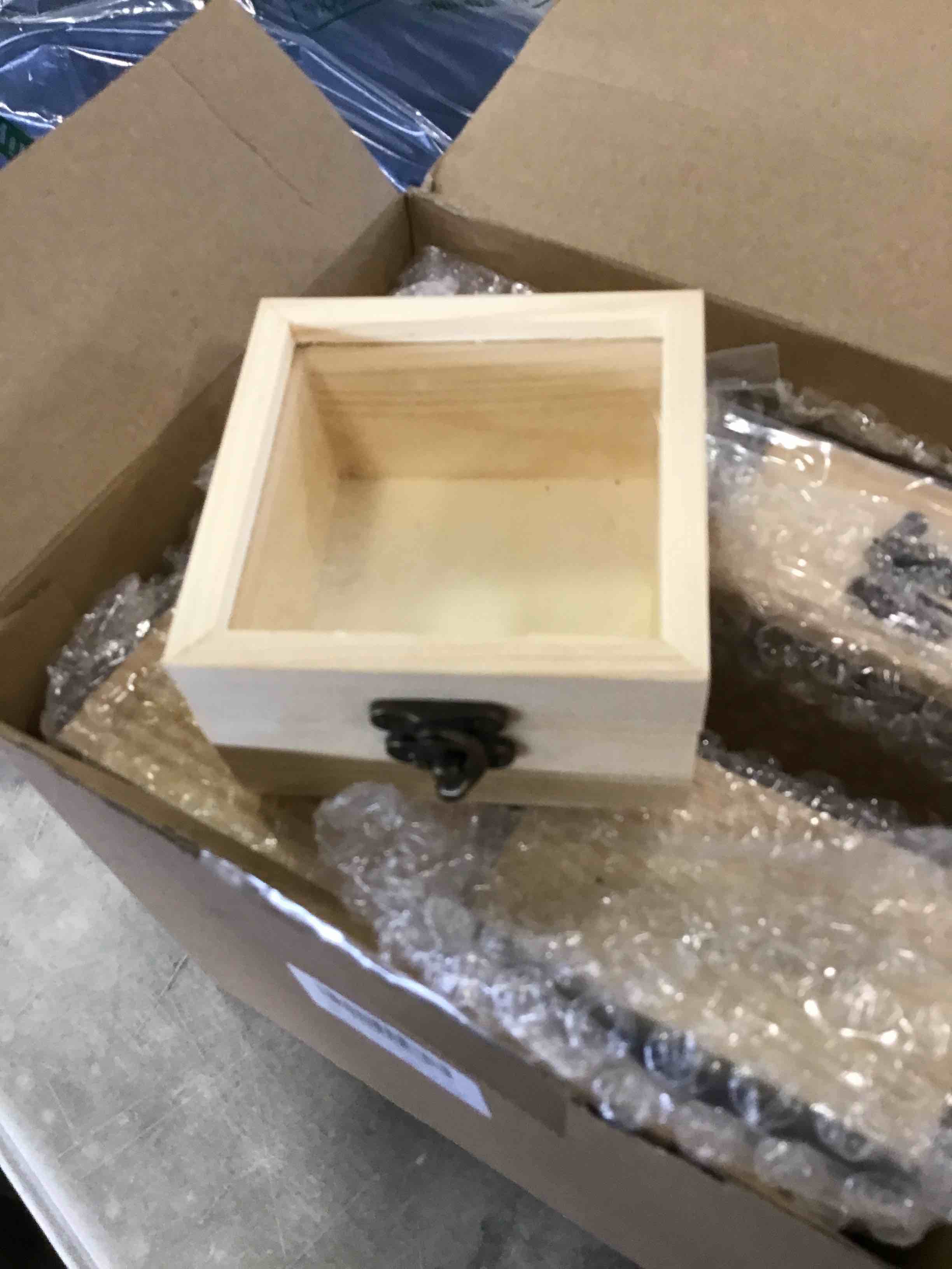 https://s3.amazonaws.com/lotting-images-prod/bidfta/BLU6585346_1719333538689.jpeg