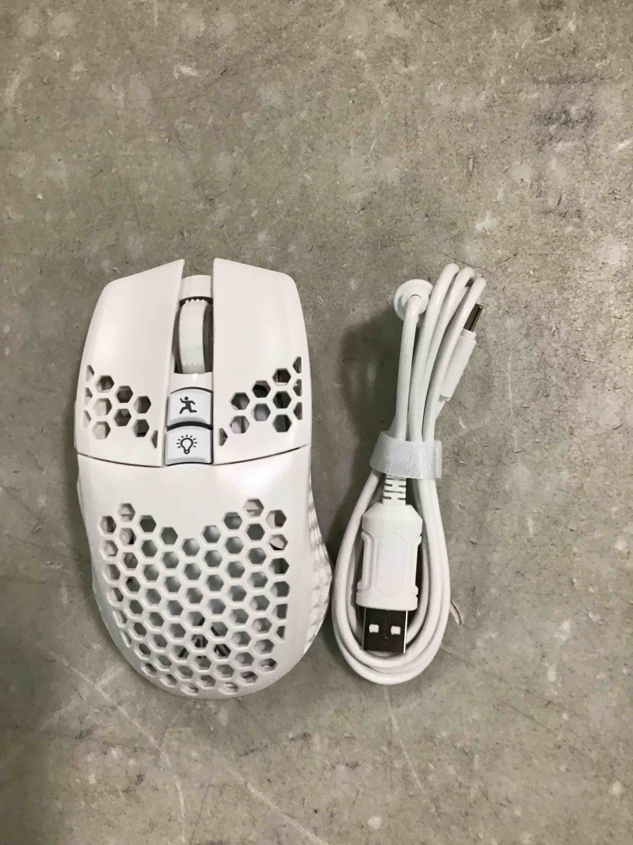 https://s3.amazonaws.com/lotting-images-prod/bidfta/BLU6585959_1718115915101.jpeg