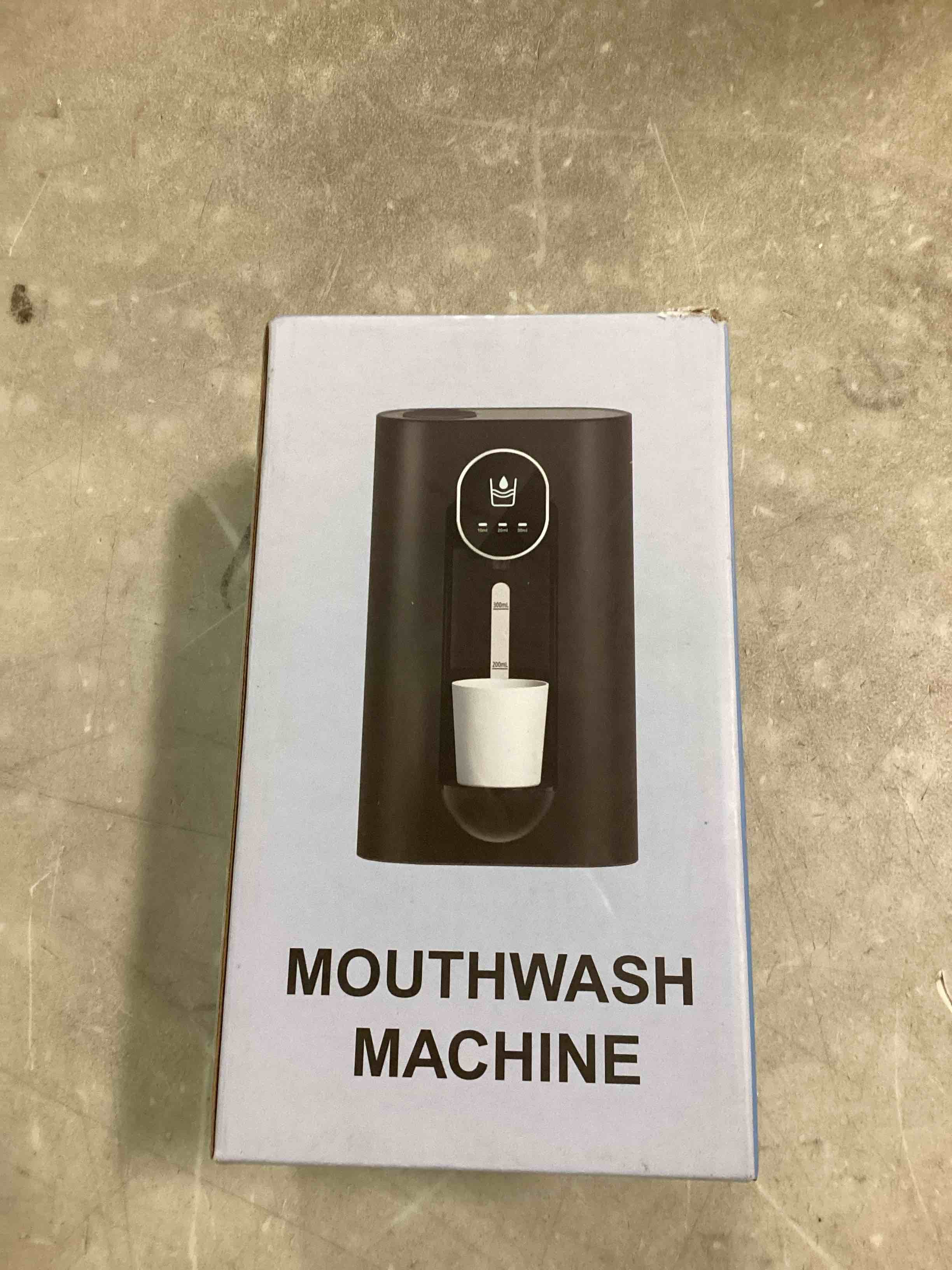 https://s3.amazonaws.com/lotting-images-prod/bidfta/BLU6586776_1718378804327.jpeg
