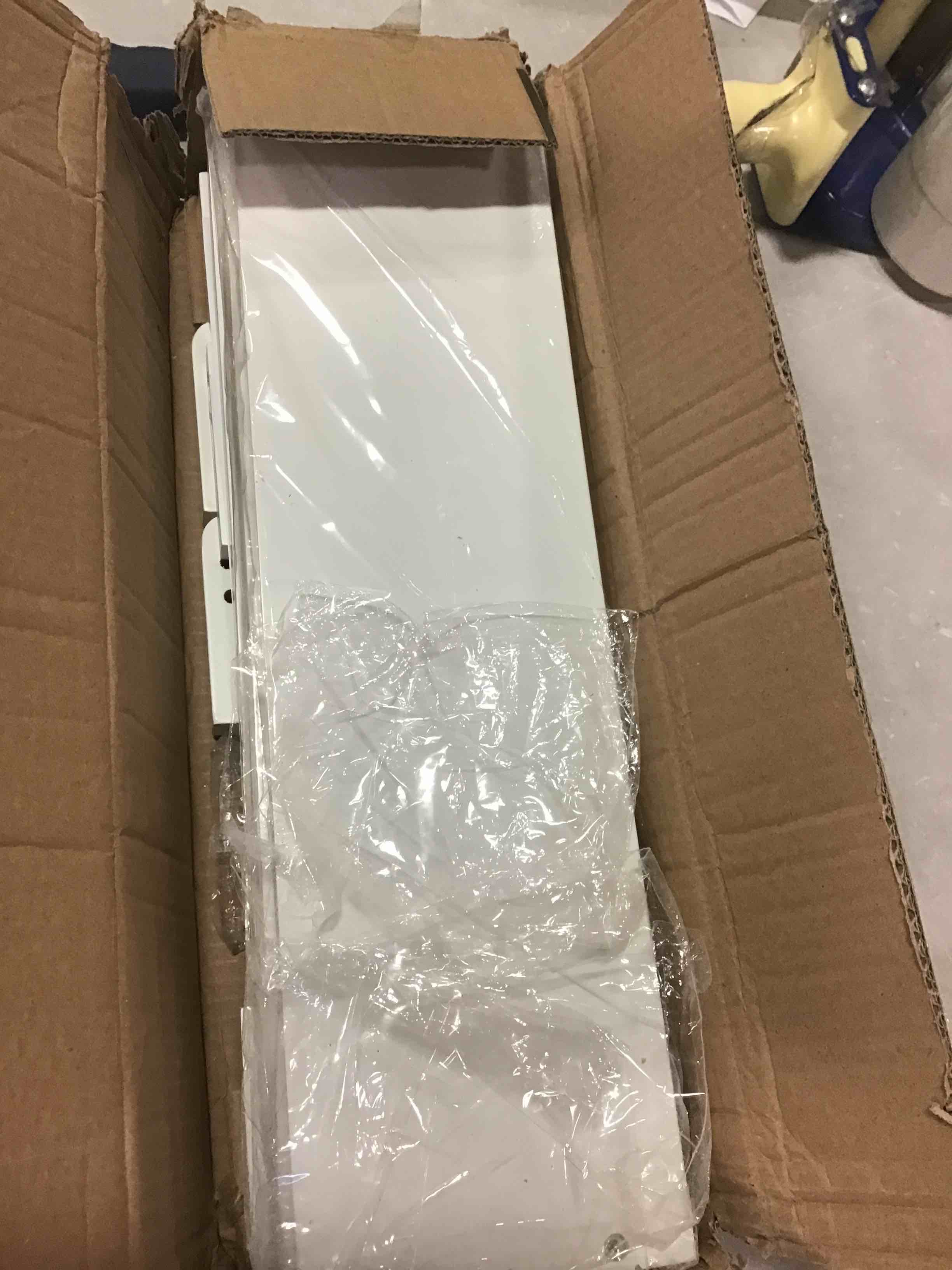 https://s3.amazonaws.com/lotting-images-prod/bidfta/BLU6588919_1718222920586.jpeg