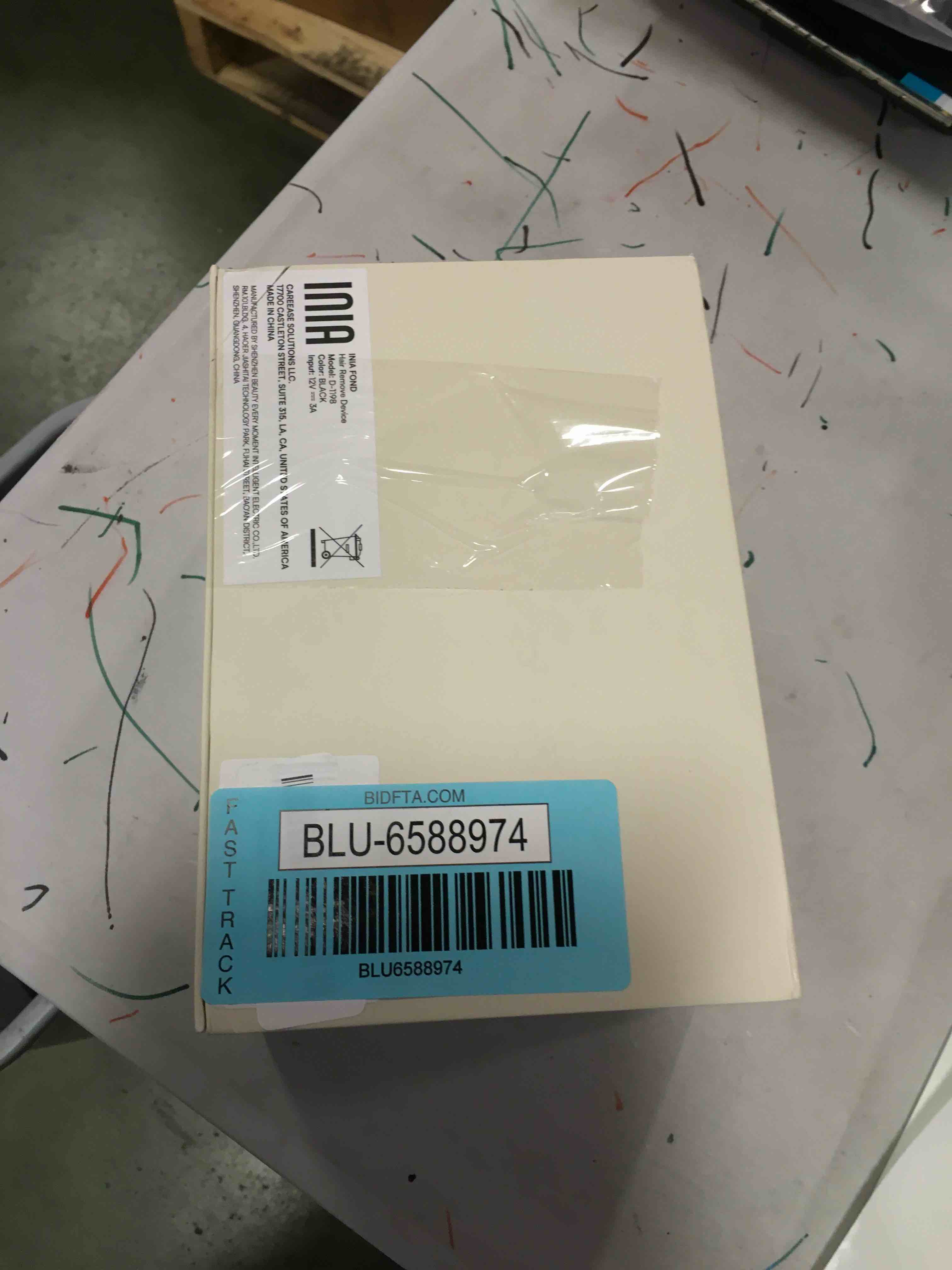 https://s3.amazonaws.com/lotting-images-prod/bidfta/BLU6588974_1718279876499.jpeg