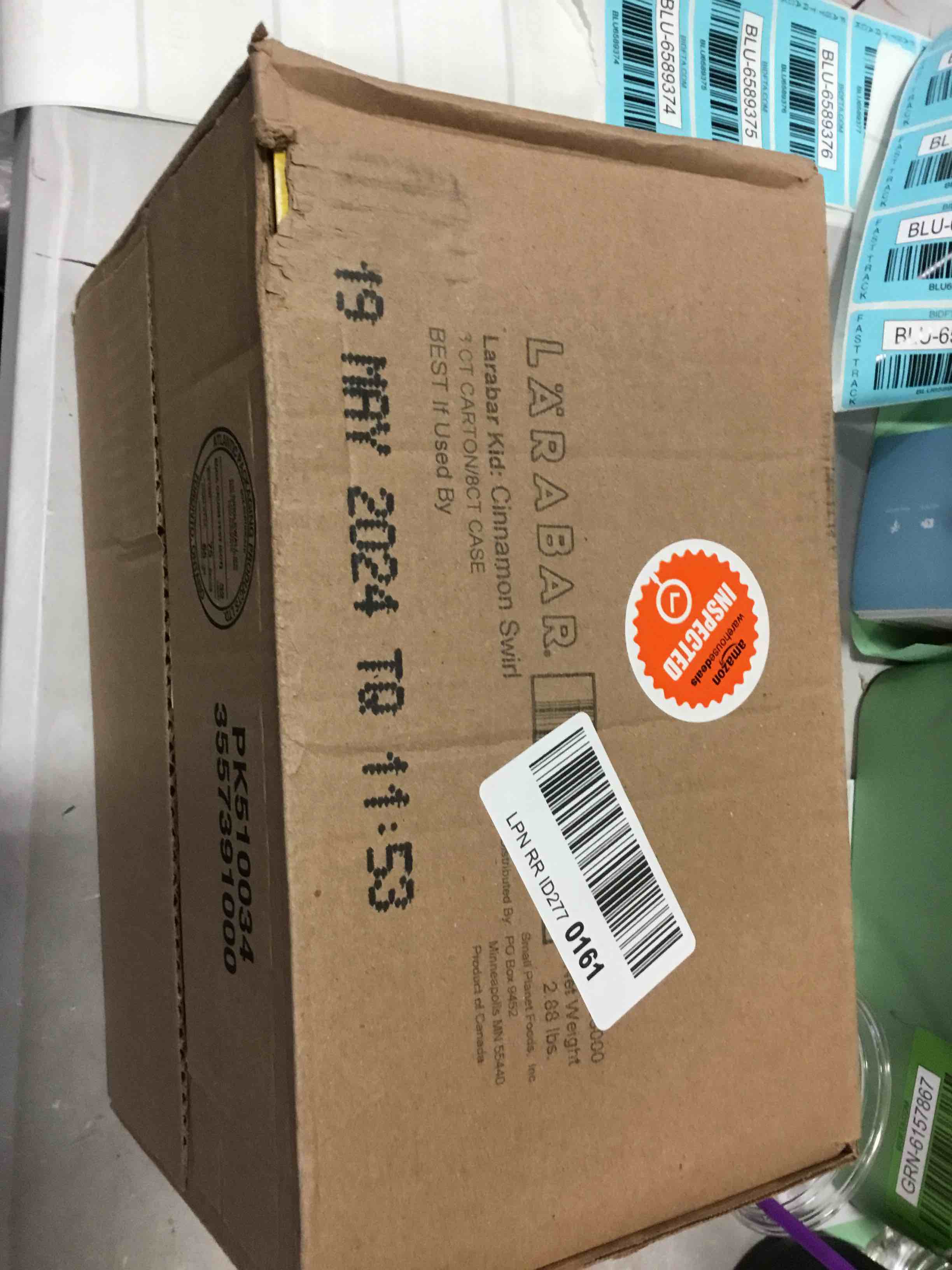 https://s3.amazonaws.com/lotting-images-prod/bidfta/BLU6589374_1718376011508.jpeg