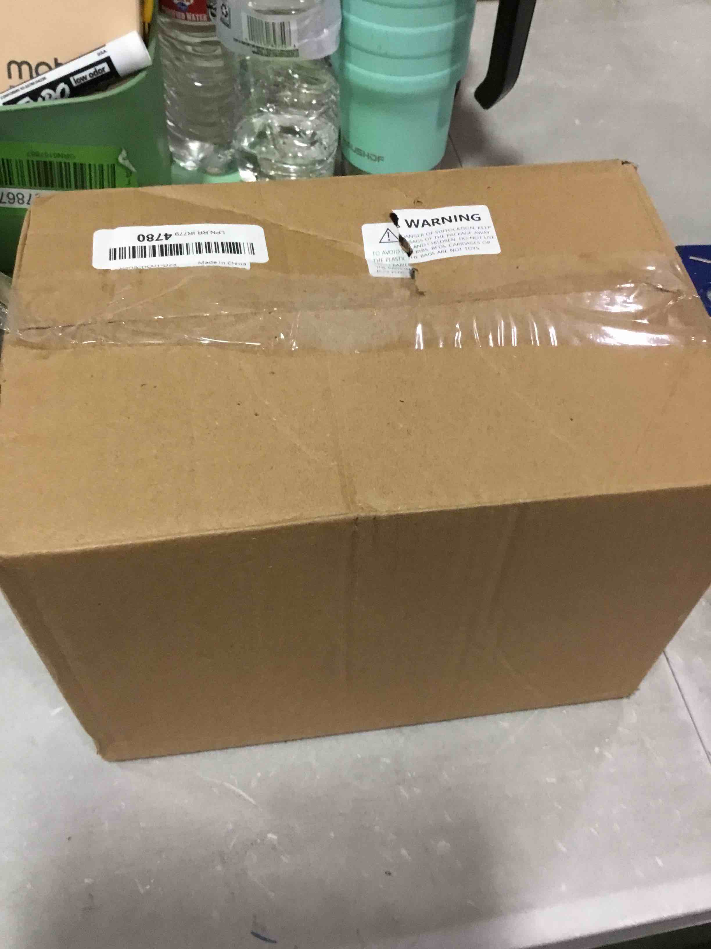 https://s3.amazonaws.com/lotting-images-prod/bidfta/BLU6589585_1718394940429.jpeg