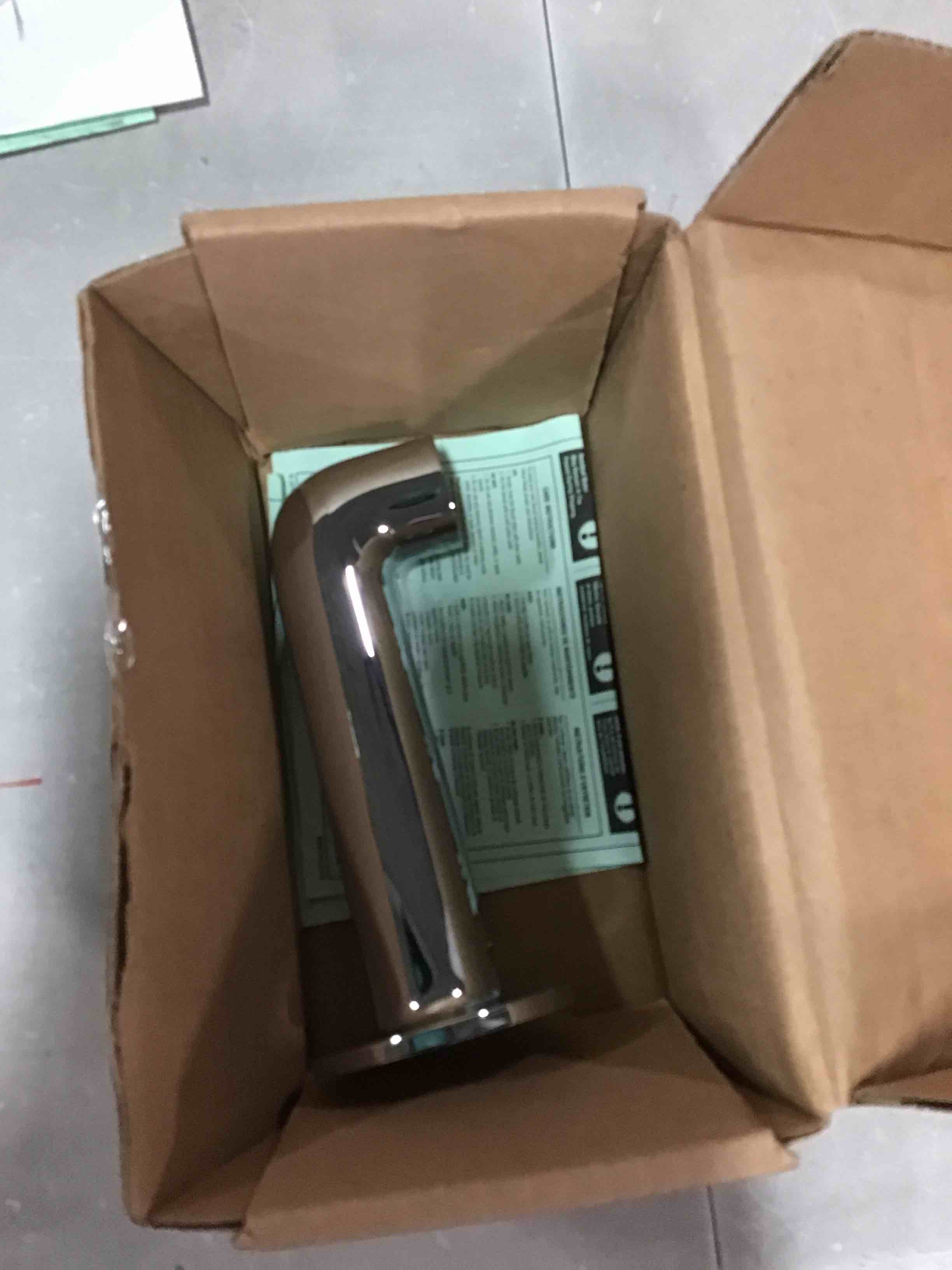 https://s3.amazonaws.com/lotting-images-prod/bidfta/BLU6589732_1718458738518.jpeg