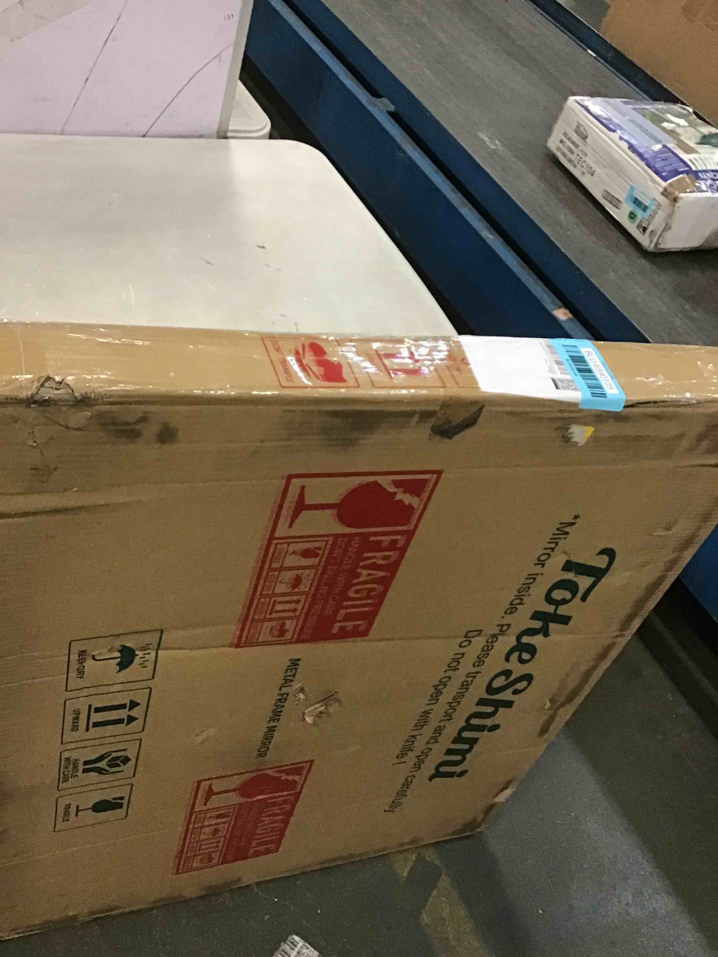 https://s3.amazonaws.com/lotting-images-prod/bidfta/BLU6590105_1718363424469.jpeg