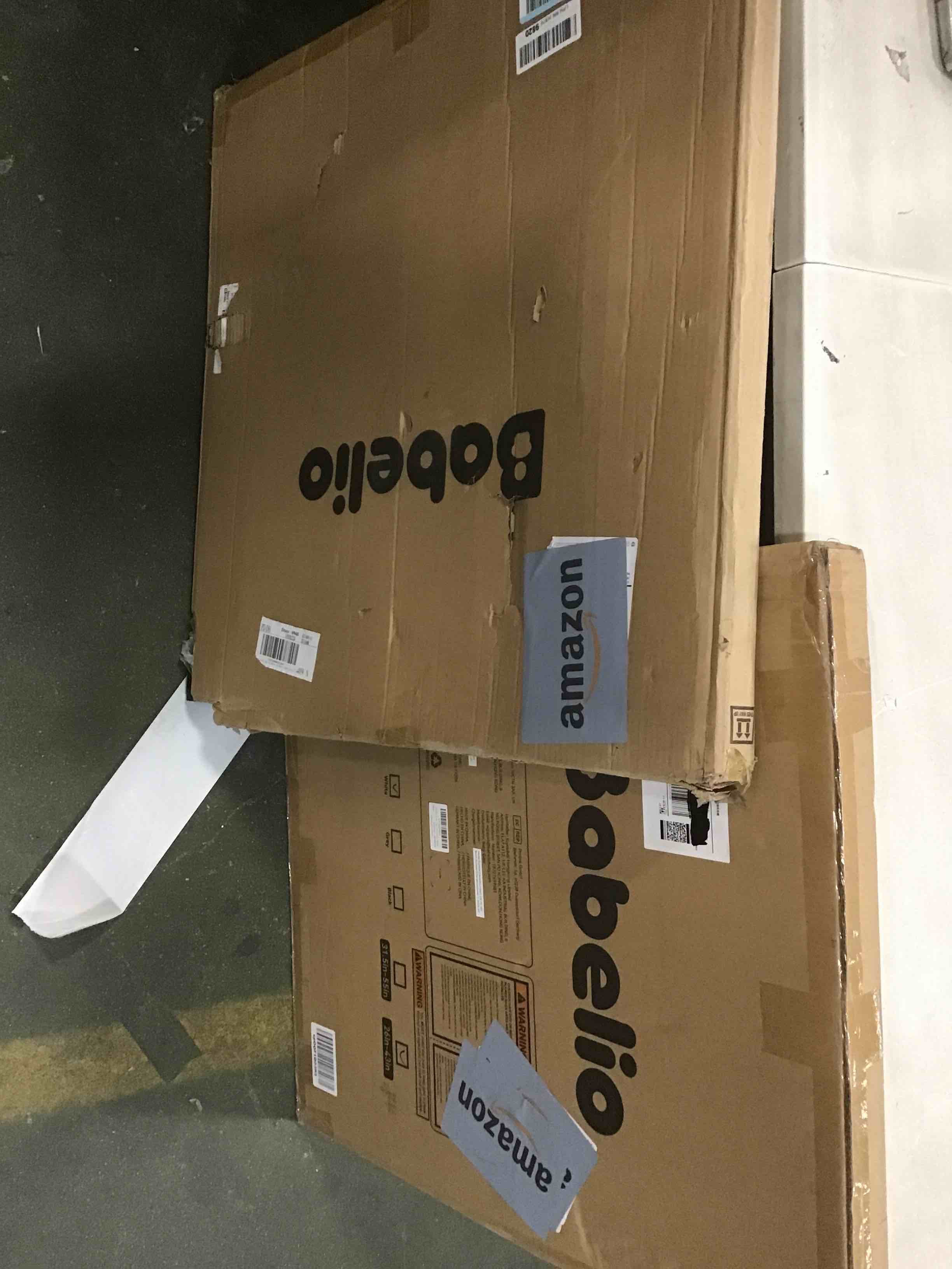 https://s3.amazonaws.com/lotting-images-prod/bidfta/BLU6590135_1718366802949.jpeg