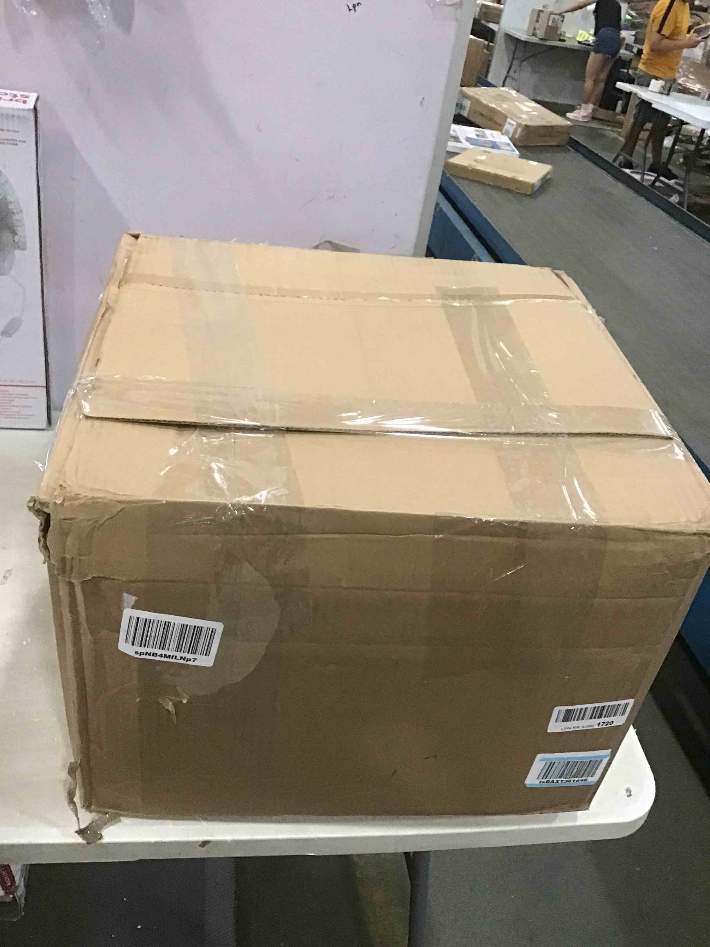 https://s3.amazonaws.com/lotting-images-prod/bidfta/BLU6590137_1718367286401.jpeg