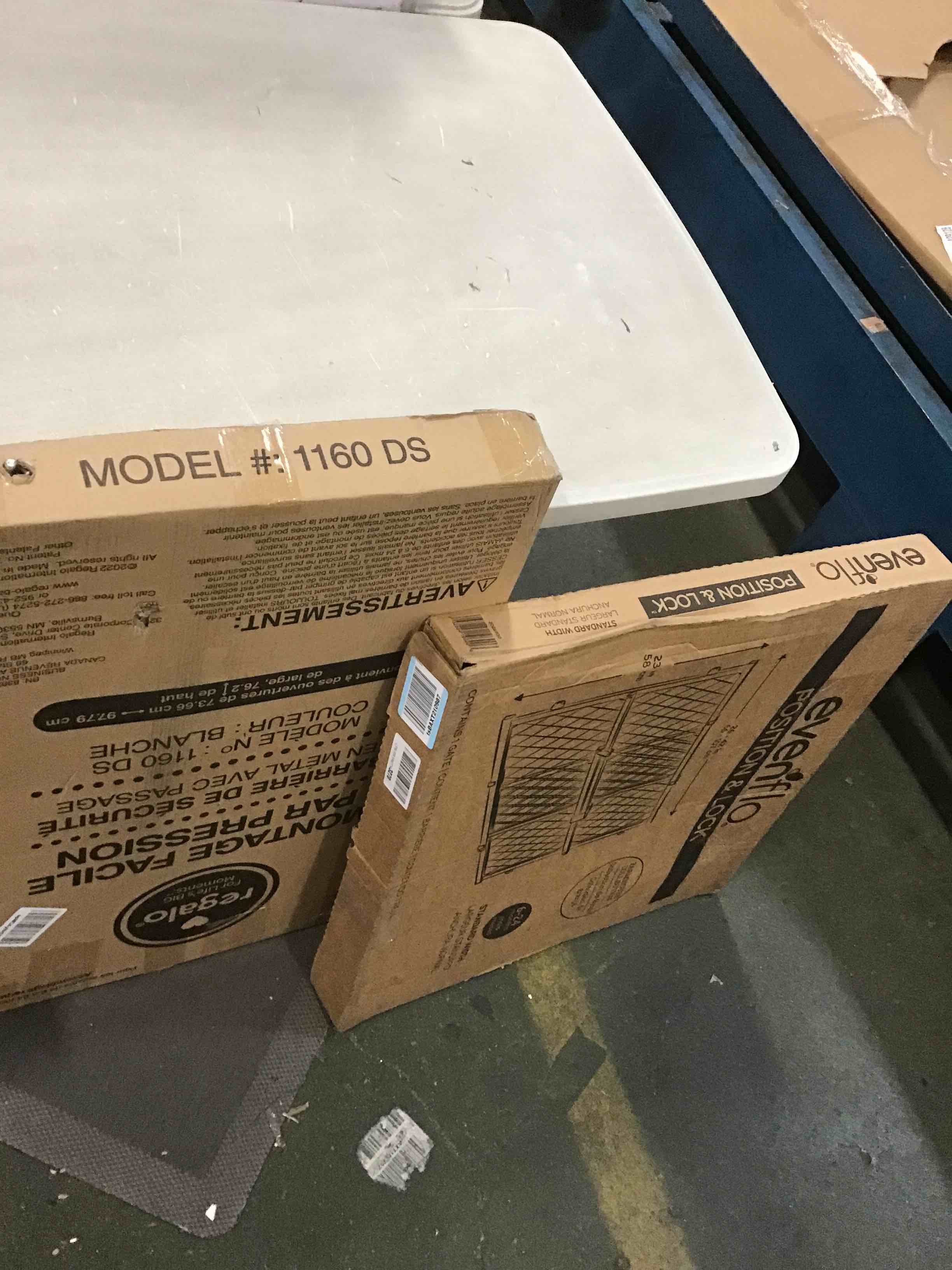 https://s3.amazonaws.com/lotting-images-prod/bidfta/BLU6590315_1718393564545.jpeg