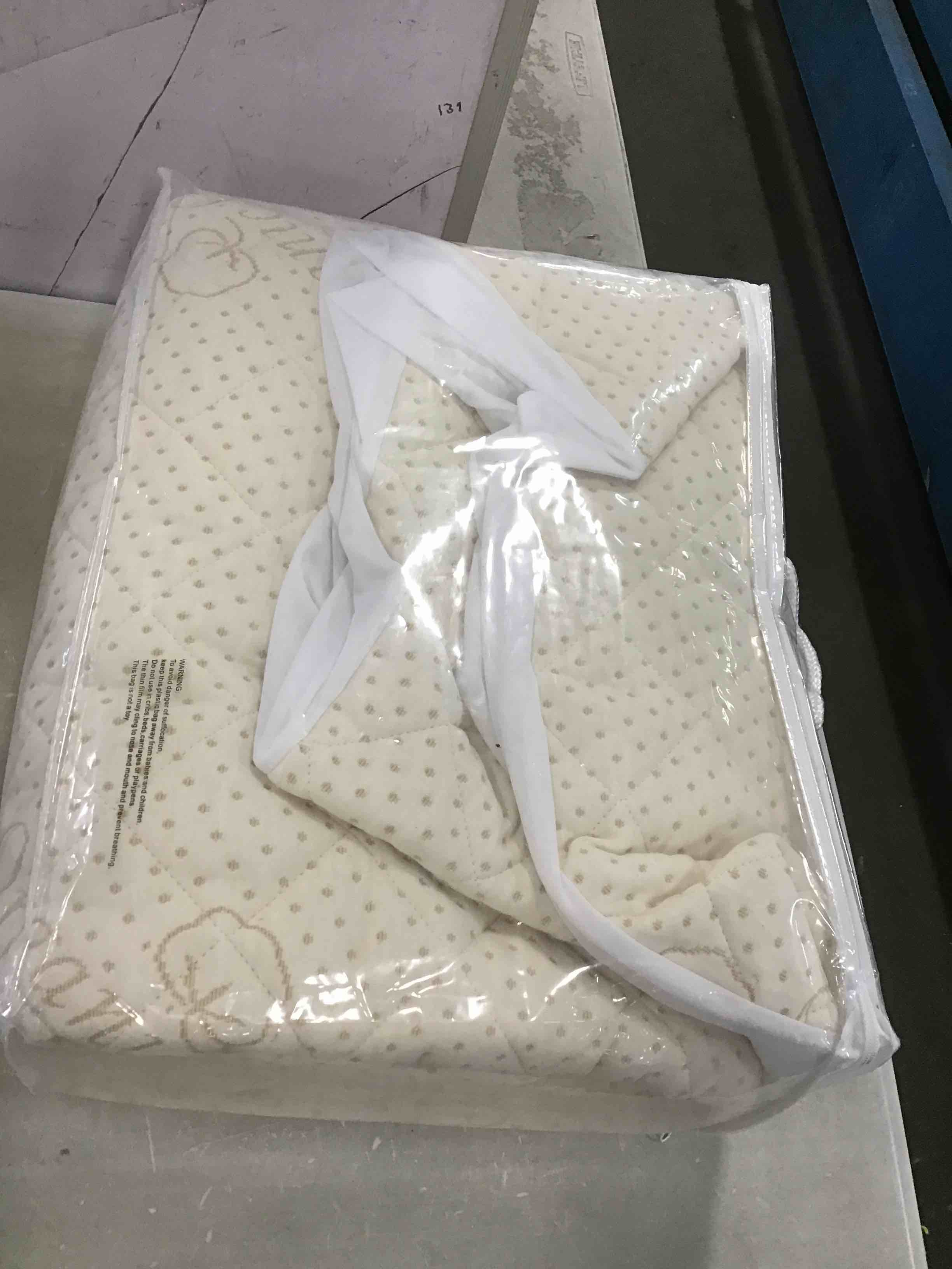 https://s3.amazonaws.com/lotting-images-prod/bidfta/BLU6590380_1718454094566.jpeg