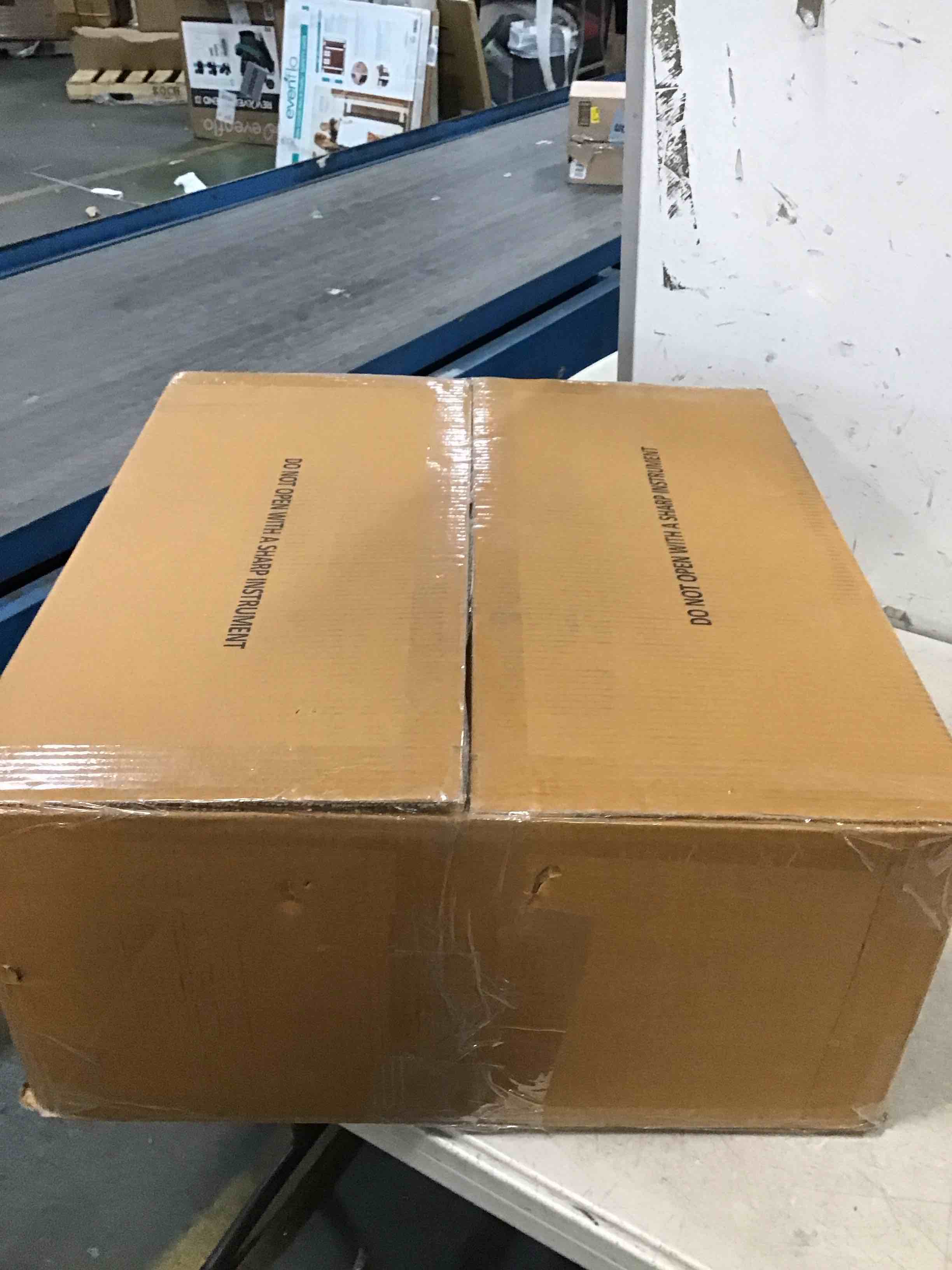 https://s3.amazonaws.com/lotting-images-prod/bidfta/BLU6590680_1718639319867.jpeg
