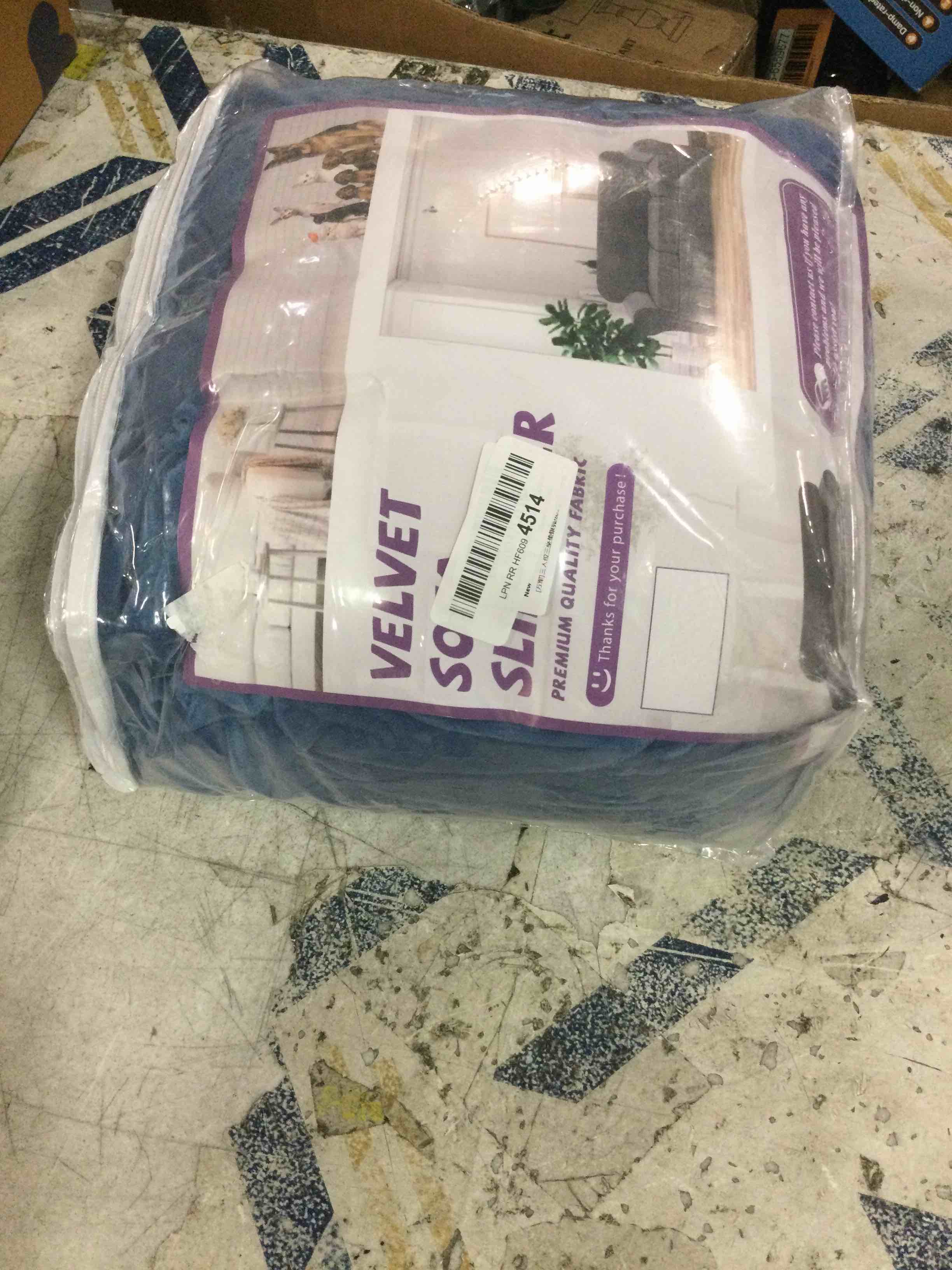 https://s3.amazonaws.com/lotting-images-prod/bidfta/BLU6593223_1718281001374.jpeg