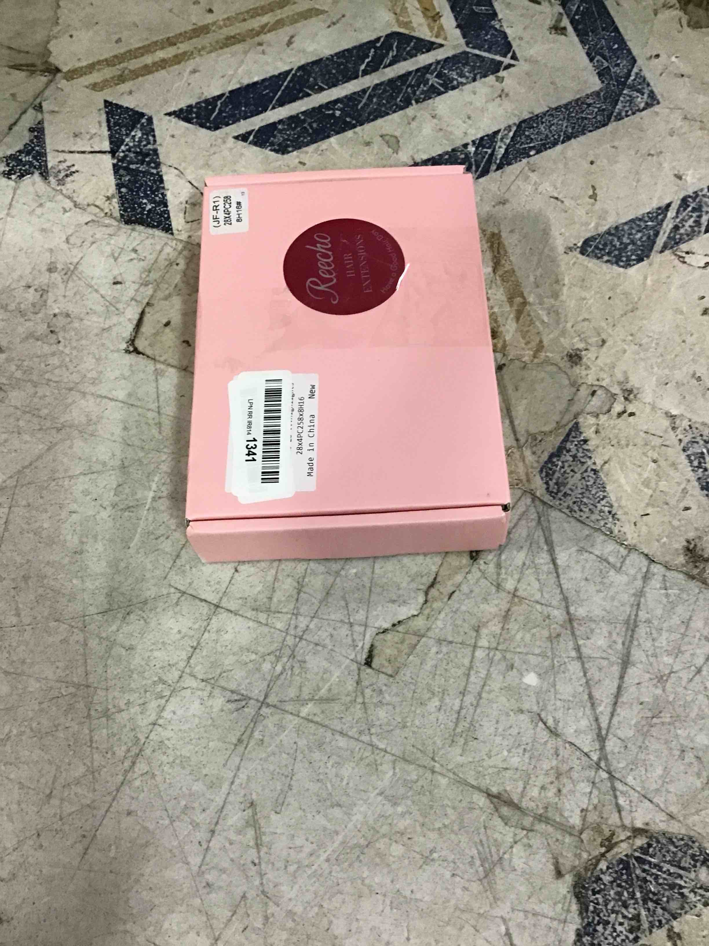 https://s3.amazonaws.com/lotting-images-prod/bidfta/BLU6593499_1718371479956.jpeg