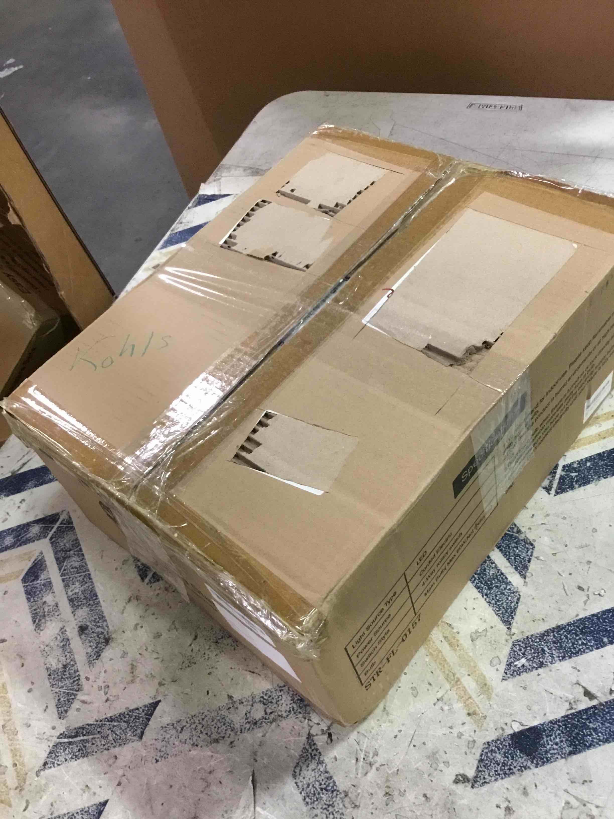 https://s3.amazonaws.com/lotting-images-prod/bidfta/BLU6594182_1718645694137.jpeg