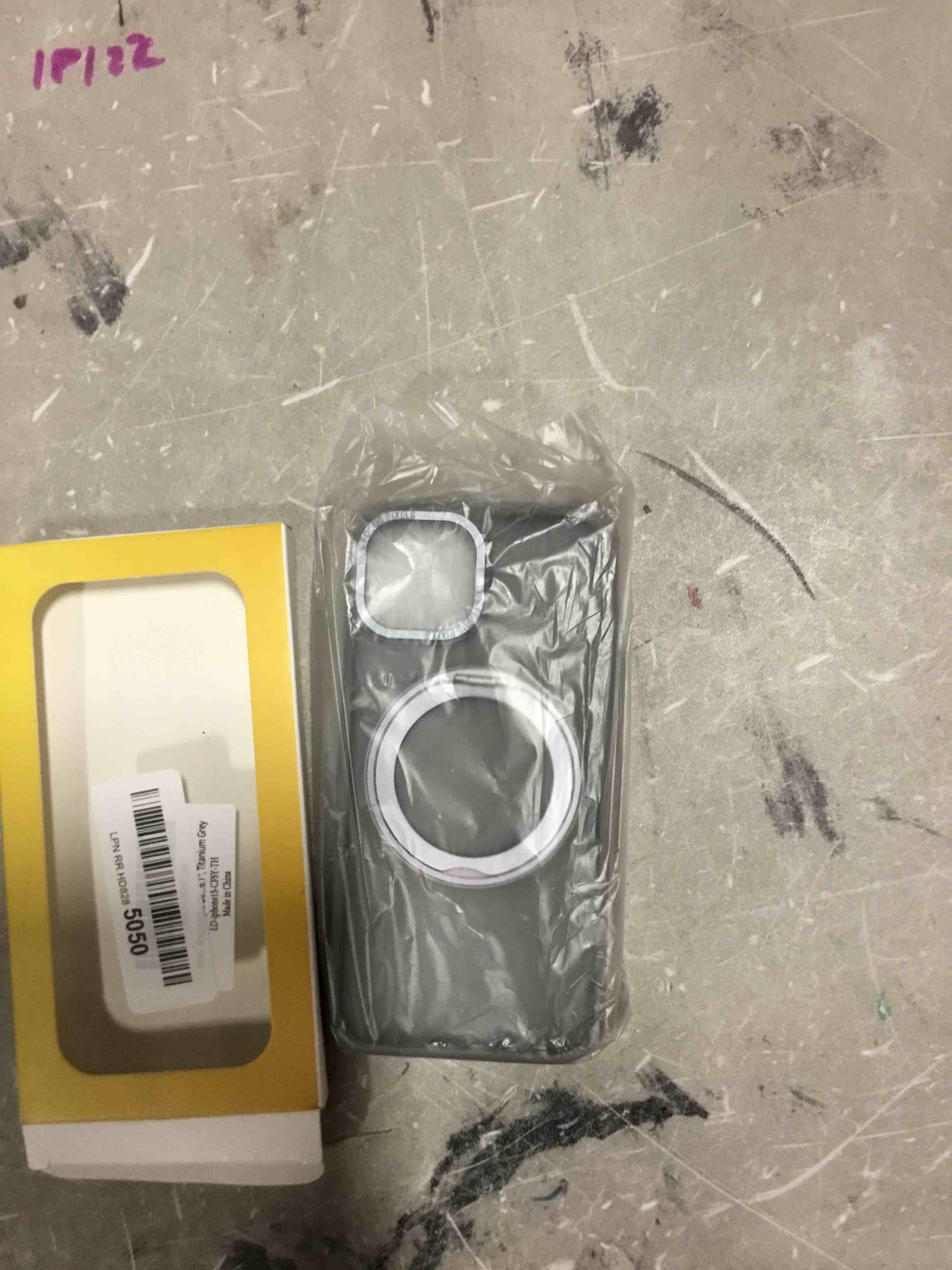 https://s3.amazonaws.com/lotting-images-prod/bidfta/BLU6595844_1718458828514.jpeg
