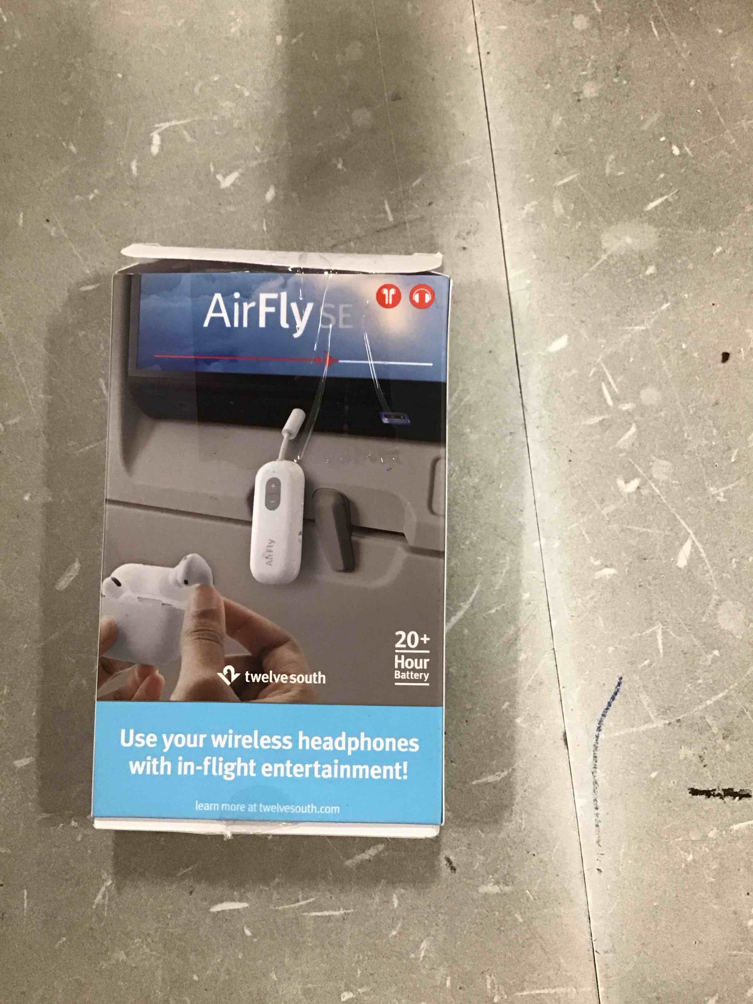 https://s3.amazonaws.com/lotting-images-prod/bidfta/BLU6597474_1718841377780.jpeg