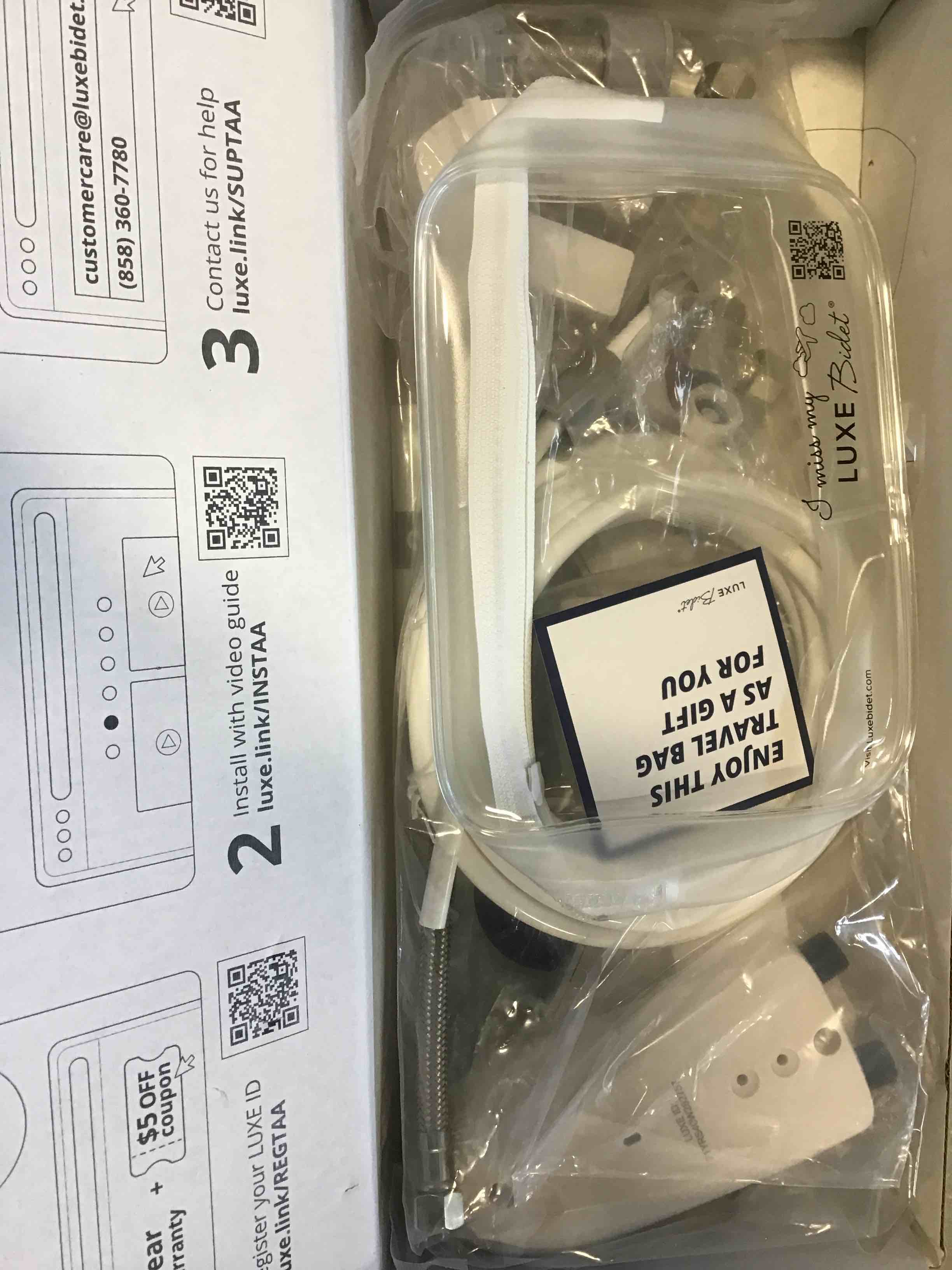 https://s3.amazonaws.com/lotting-images-prod/bidfta/BLU6597640_1719243412863.jpeg