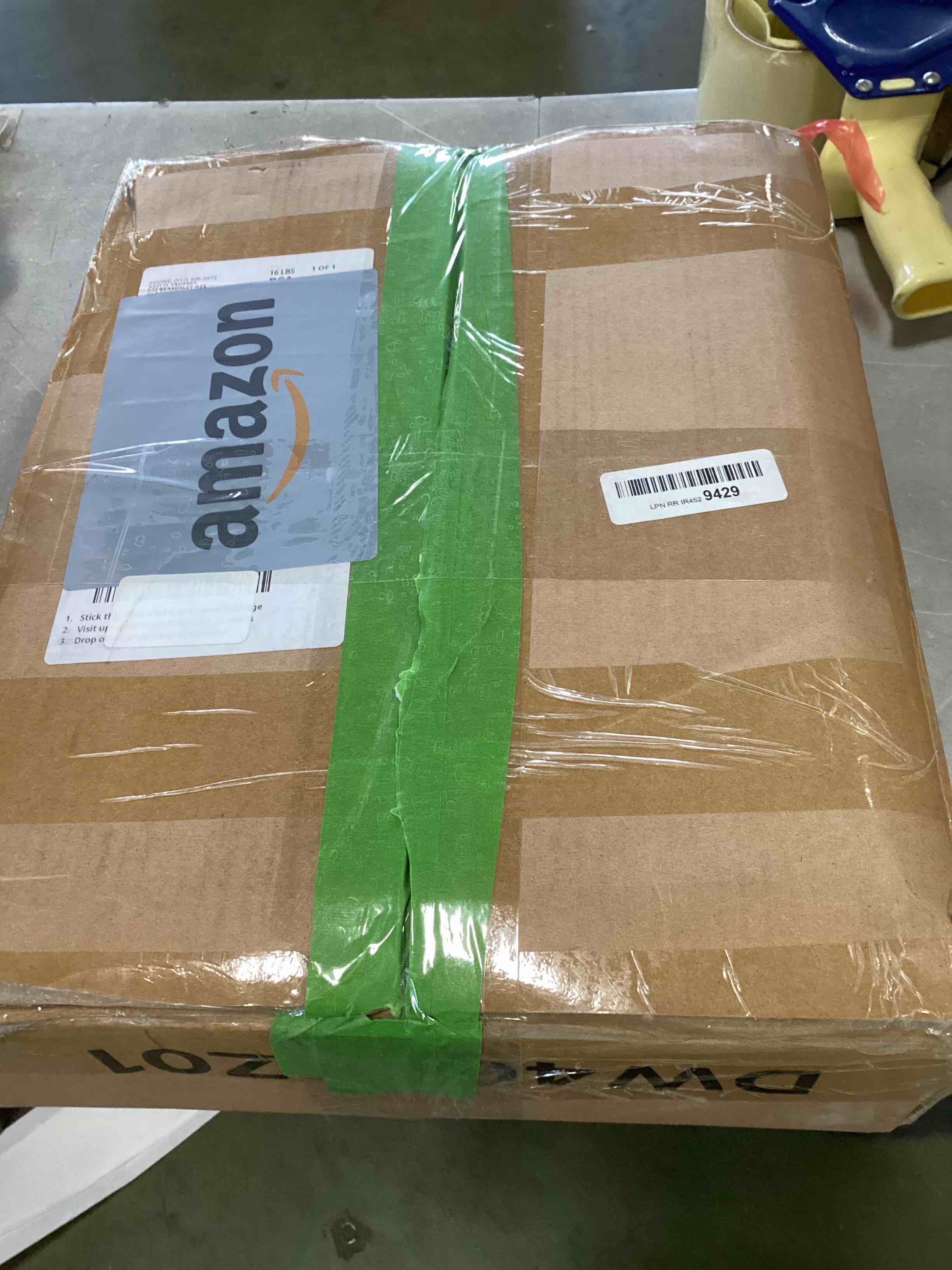 https://s3.amazonaws.com/lotting-images-prod/bidfta/BLU6597795_1719333488580.jpeg