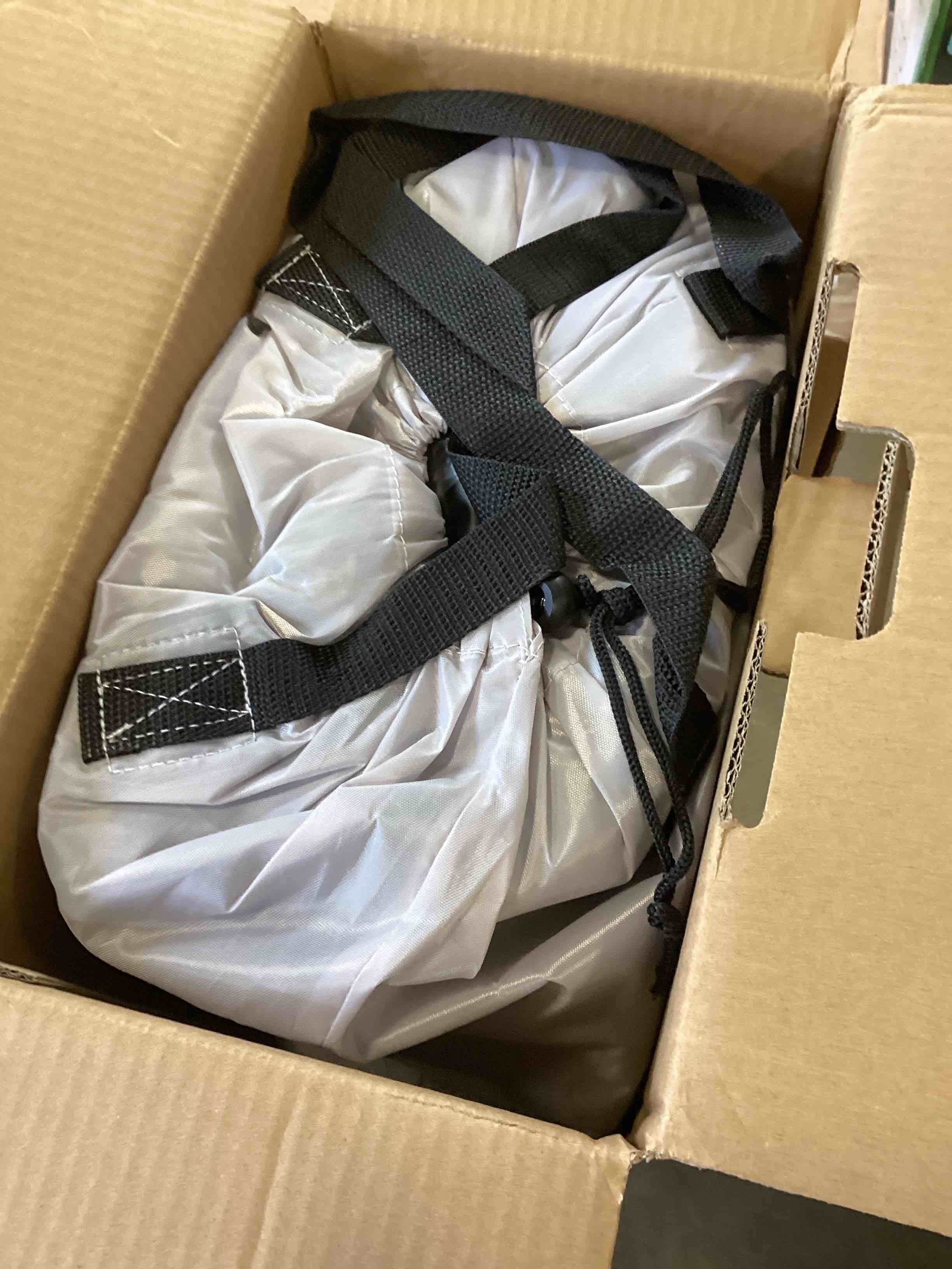 https://s3.amazonaws.com/lotting-images-prod/bidfta/BLU6598222_1719510673564.jpeg