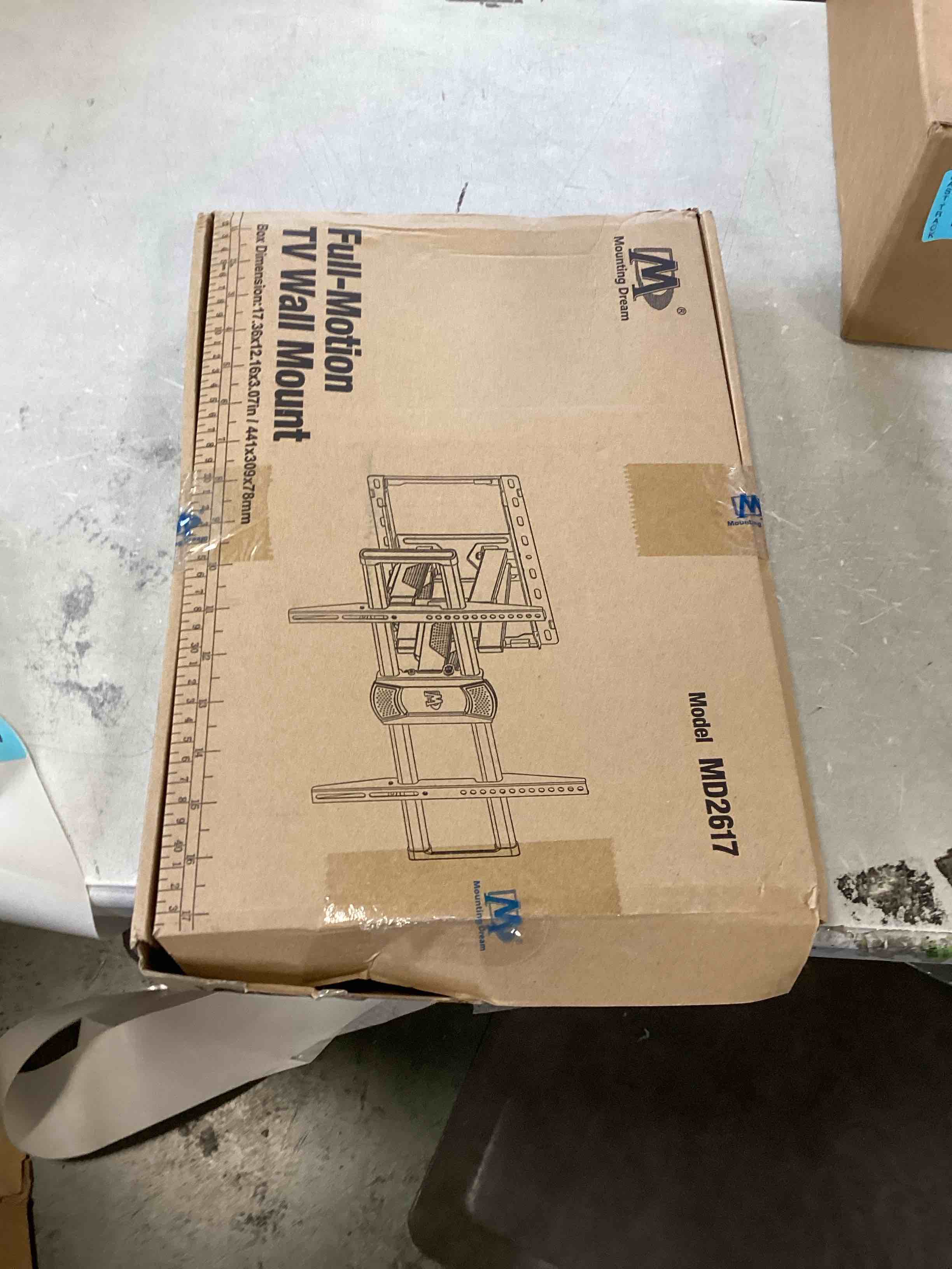 https://s3.amazonaws.com/lotting-images-prod/bidfta/BLU6598269_1719516074906.jpeg