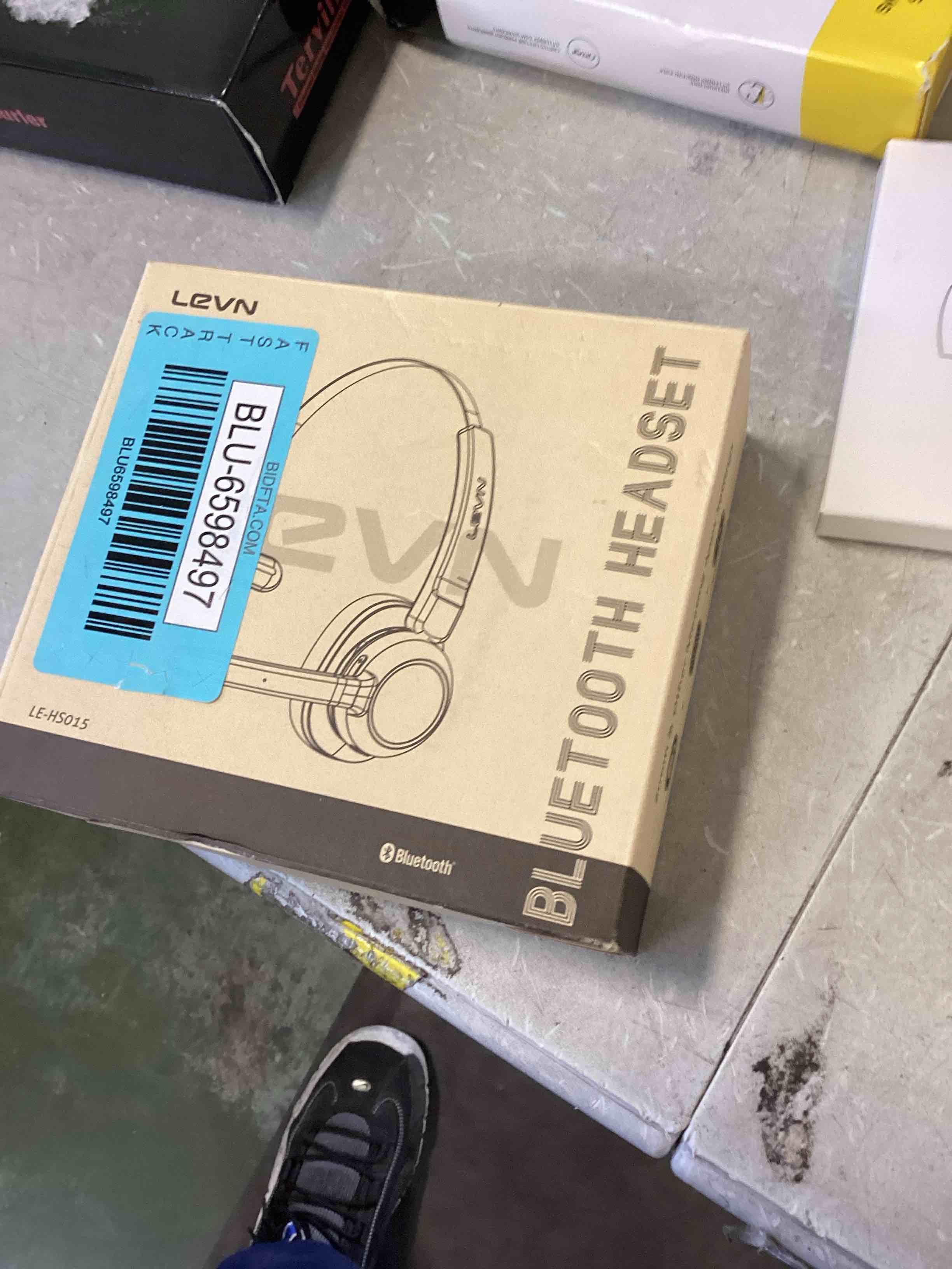 https://s3.amazonaws.com/lotting-images-prod/bidfta/BLU6598497_1719840333333.jpeg