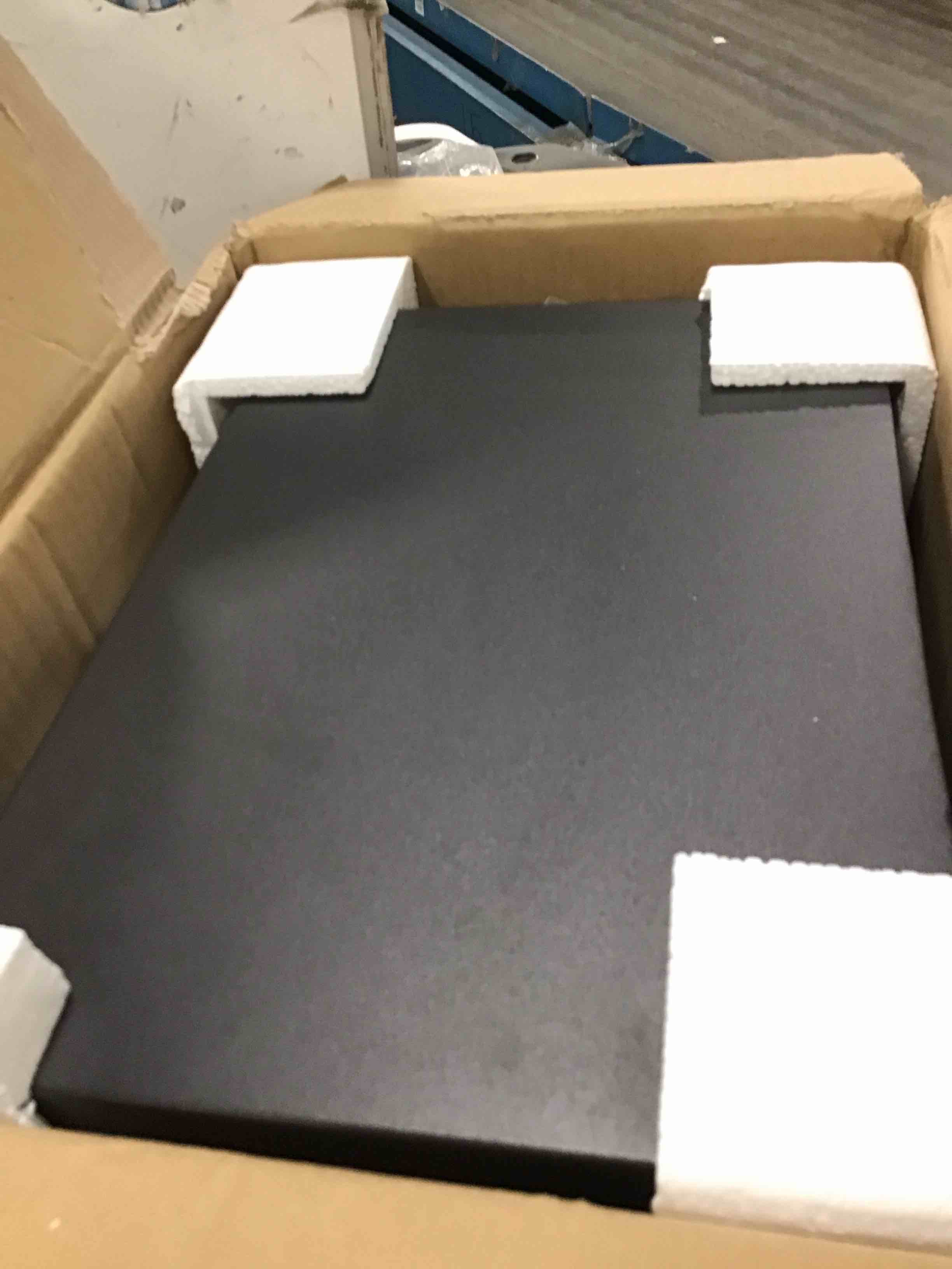 https://s3.amazonaws.com/lotting-images-prod/bidfta/BLU6599237_1718968988554.jpeg