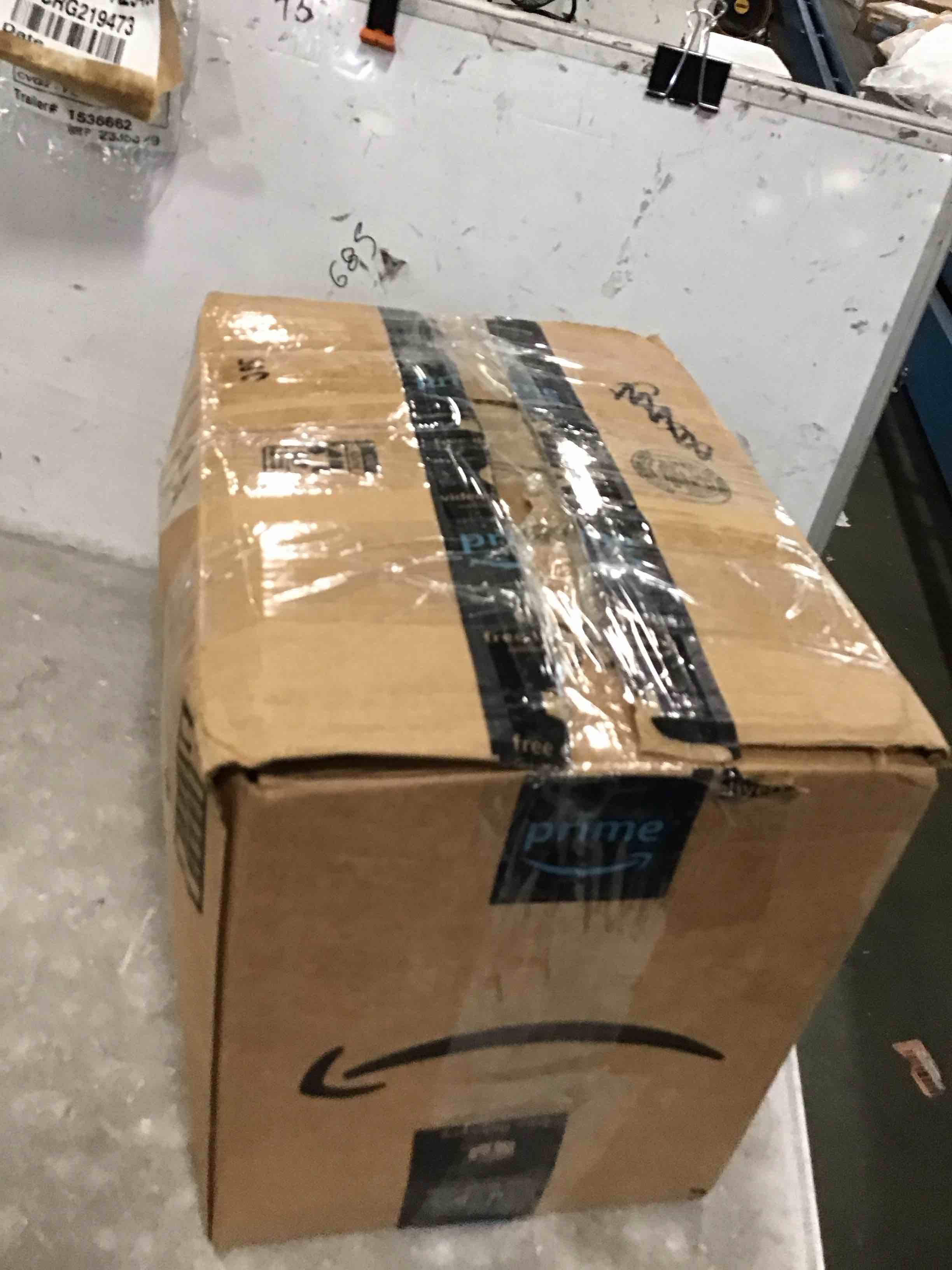 https://s3.amazonaws.com/lotting-images-prod/bidfta/BLU6599610_1719072935467.jpeg