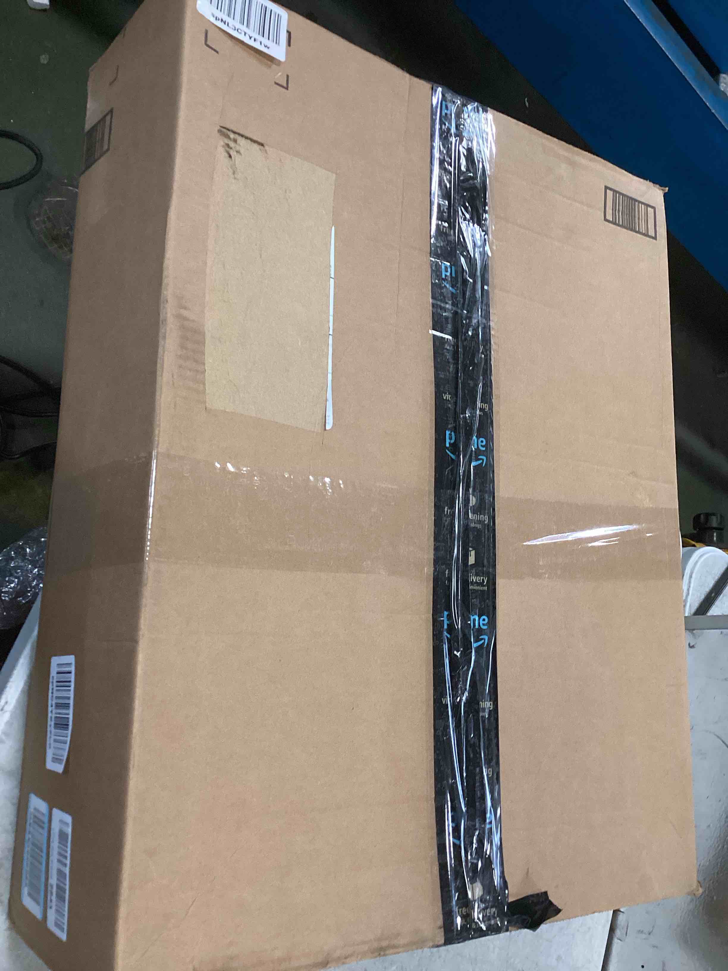 https://s3.amazonaws.com/lotting-images-prod/bidfta/BLU6602203_1718900068310.jpeg