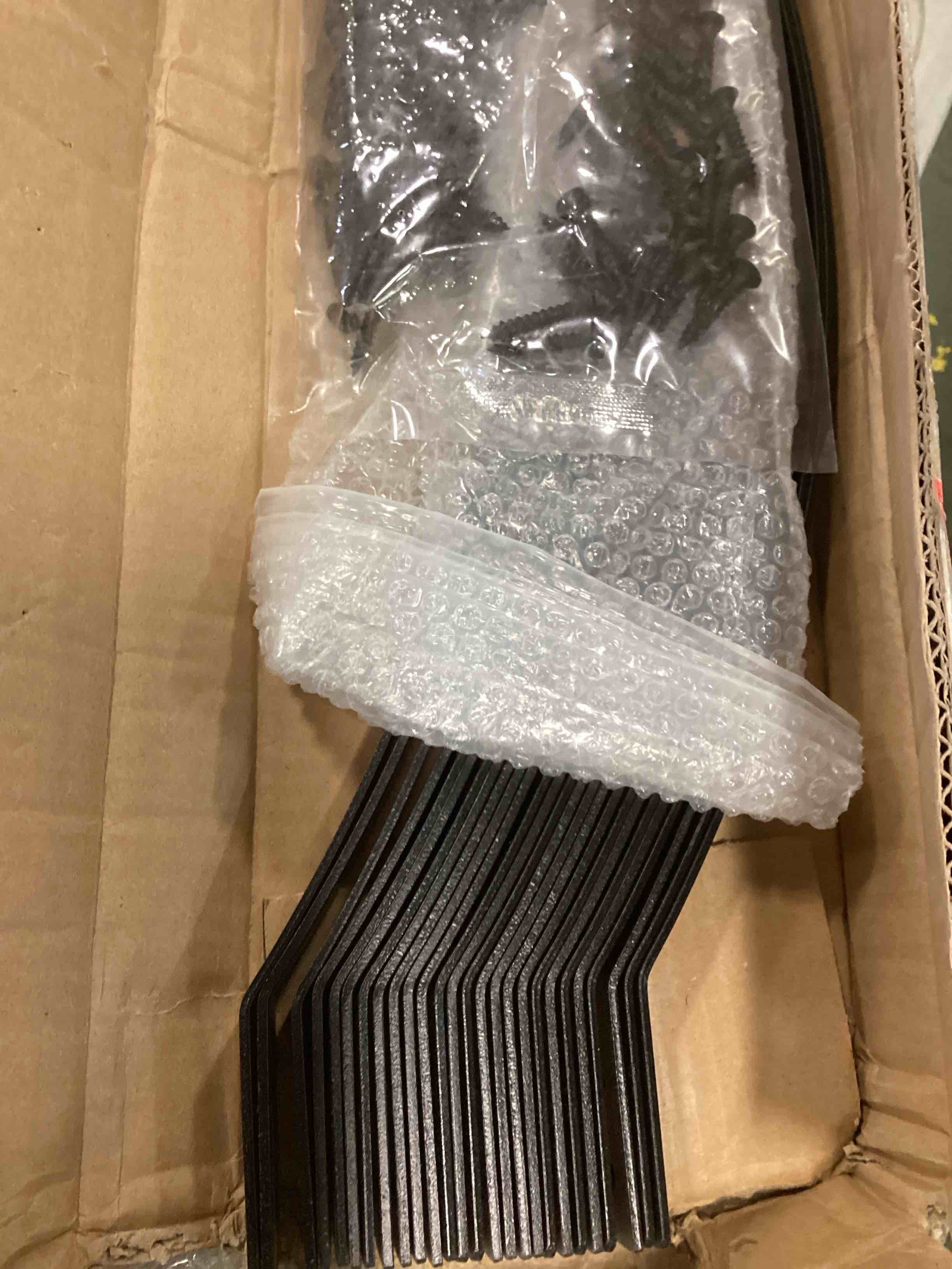 https://s3.amazonaws.com/lotting-images-prod/bidfta/BLU6602444_1718975987549.jpeg